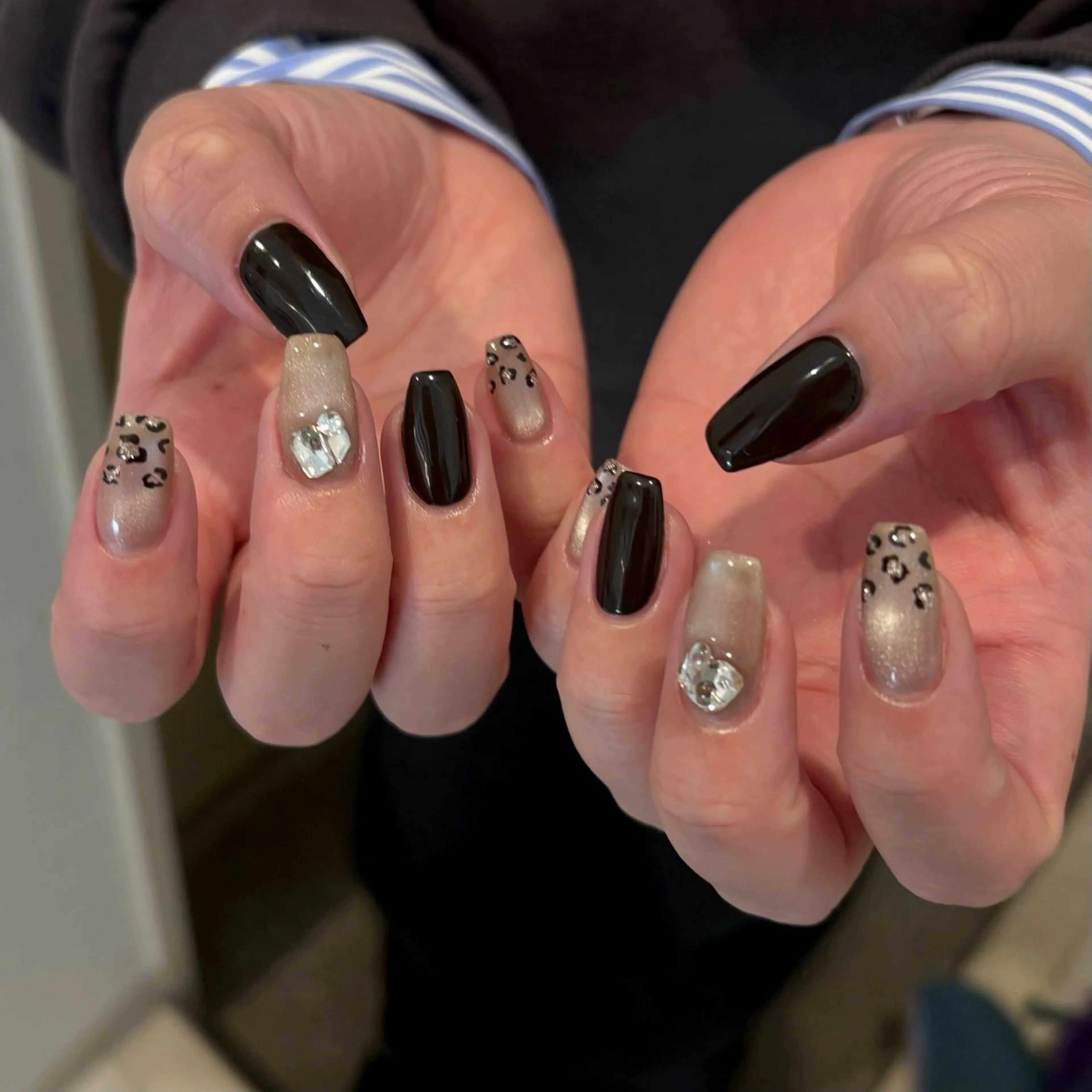 ネイル ハンドネイル ⠀ loggy.のネイルデザイン