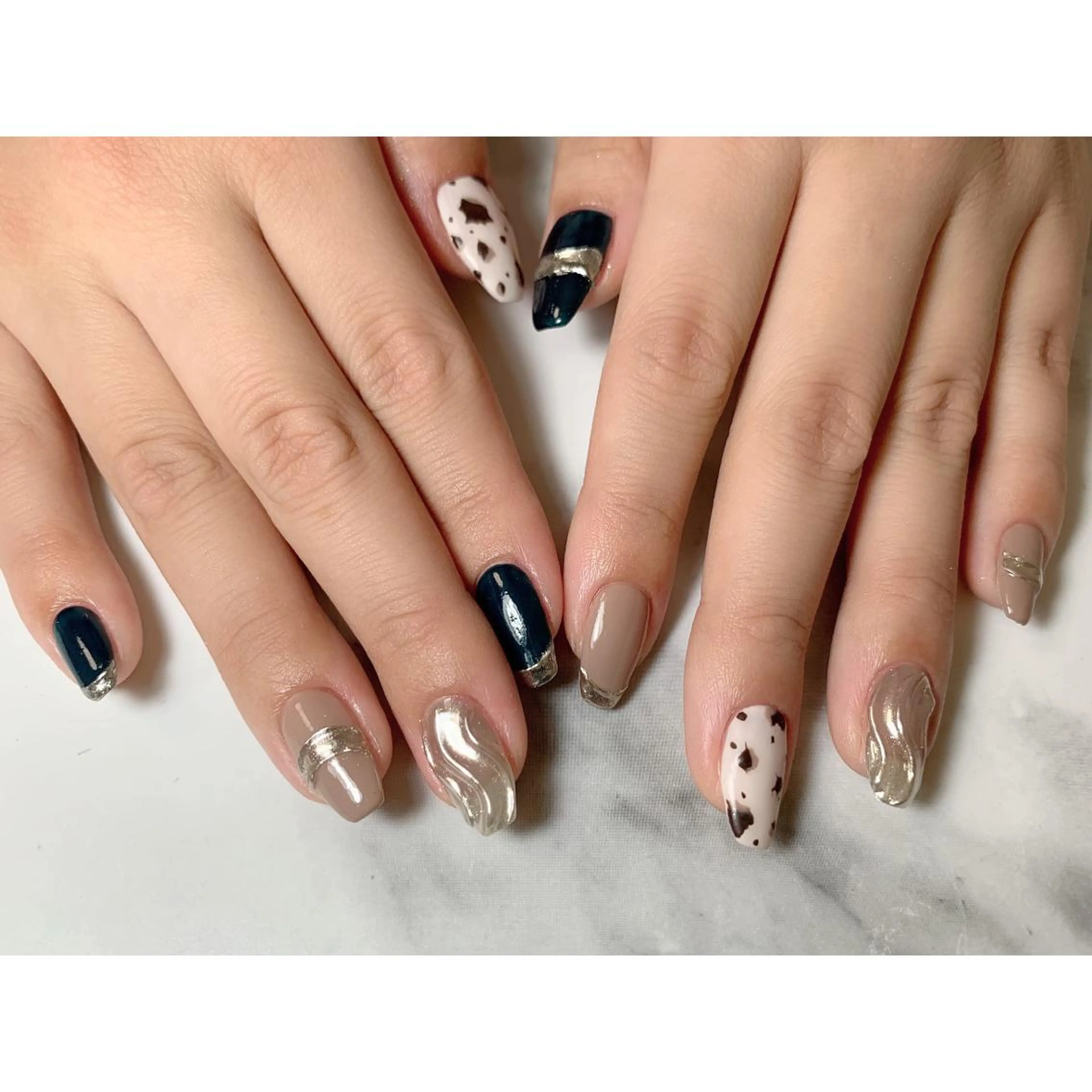 ネイル アニマル柄 nailsalon maluriのネイルデザイン