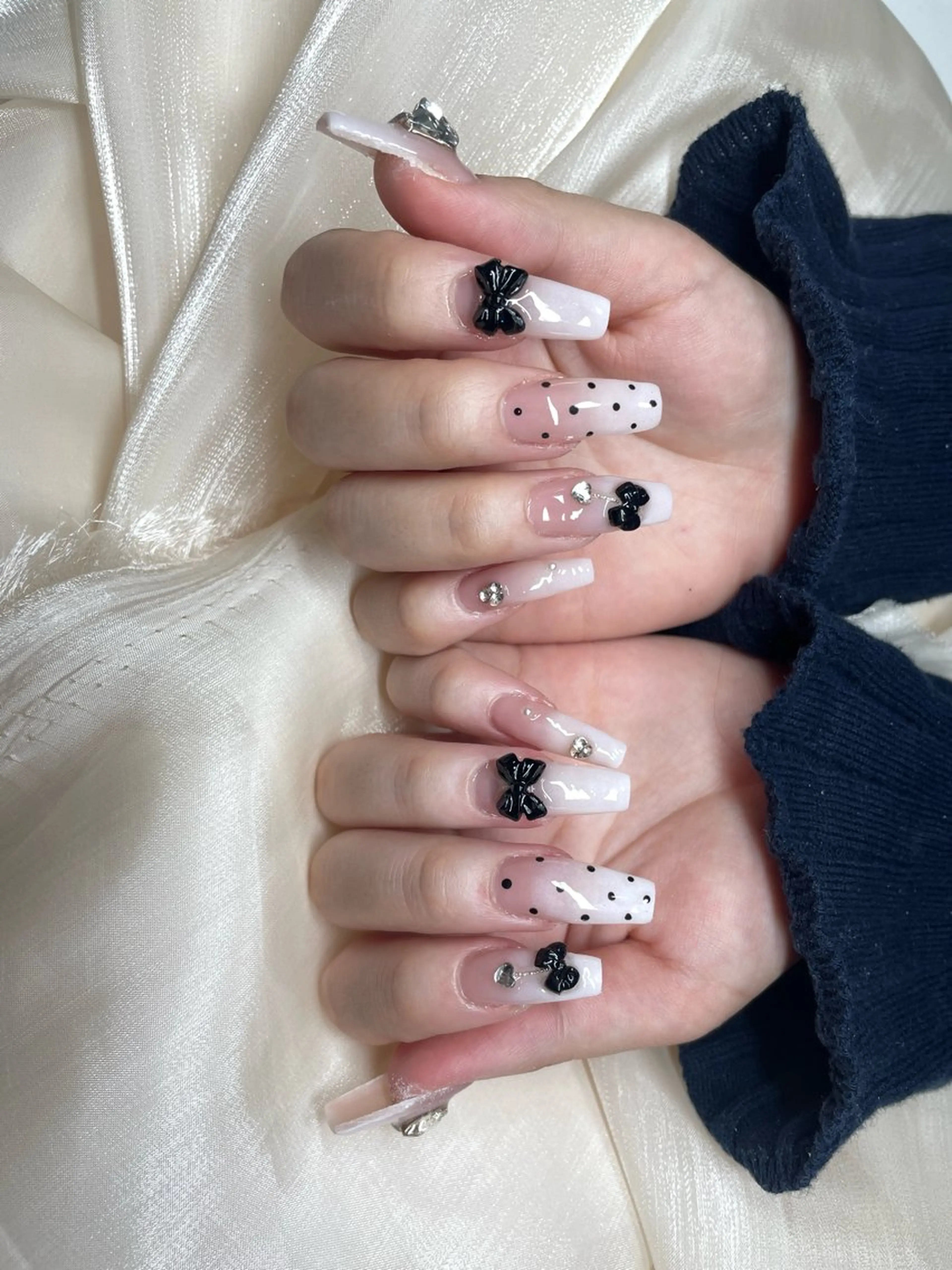 ネイル ハンドネイル Dea 心咲のネイルデザイン