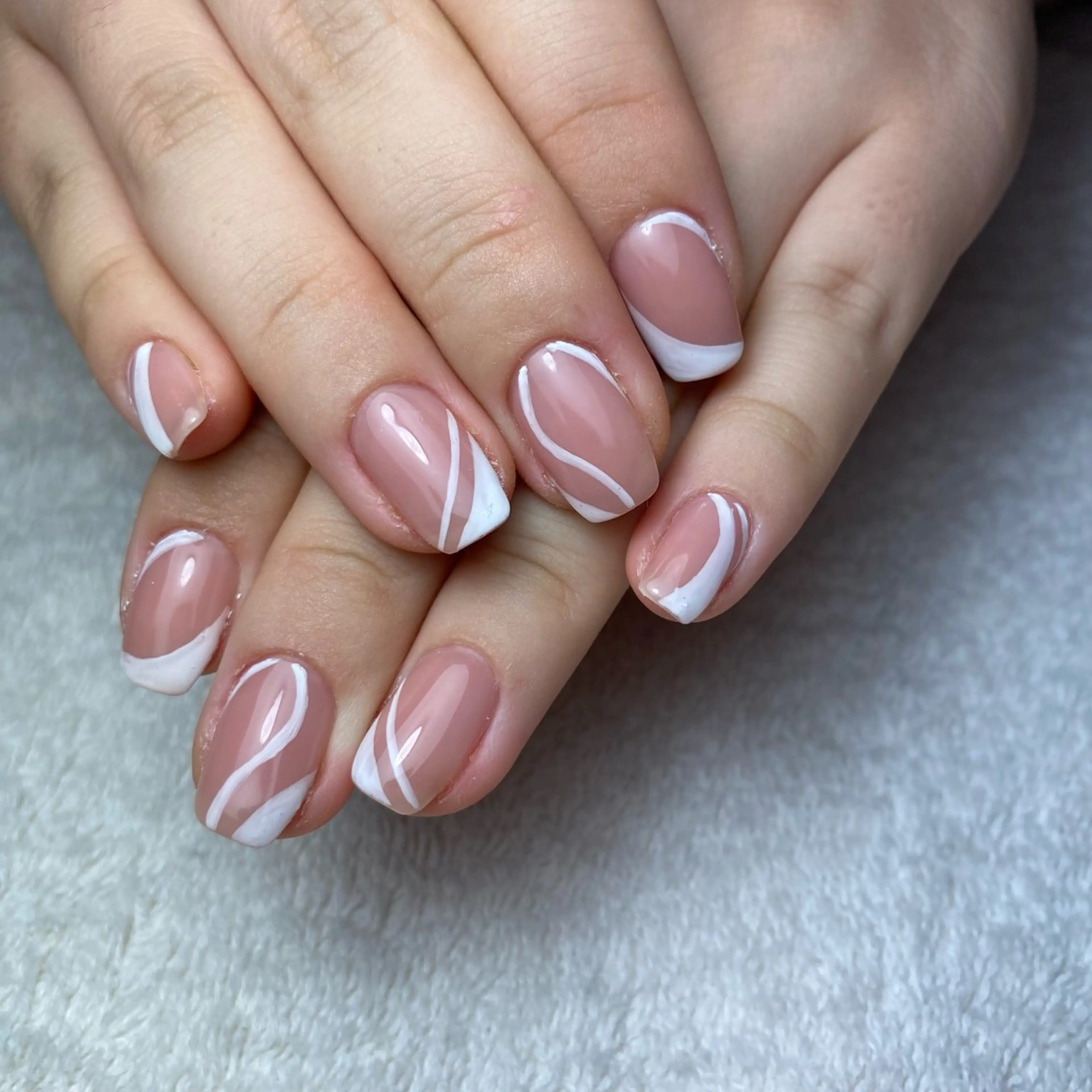 ネイル ハンドネイル COCO+所属・COCO +のエステ・リラクイメージ