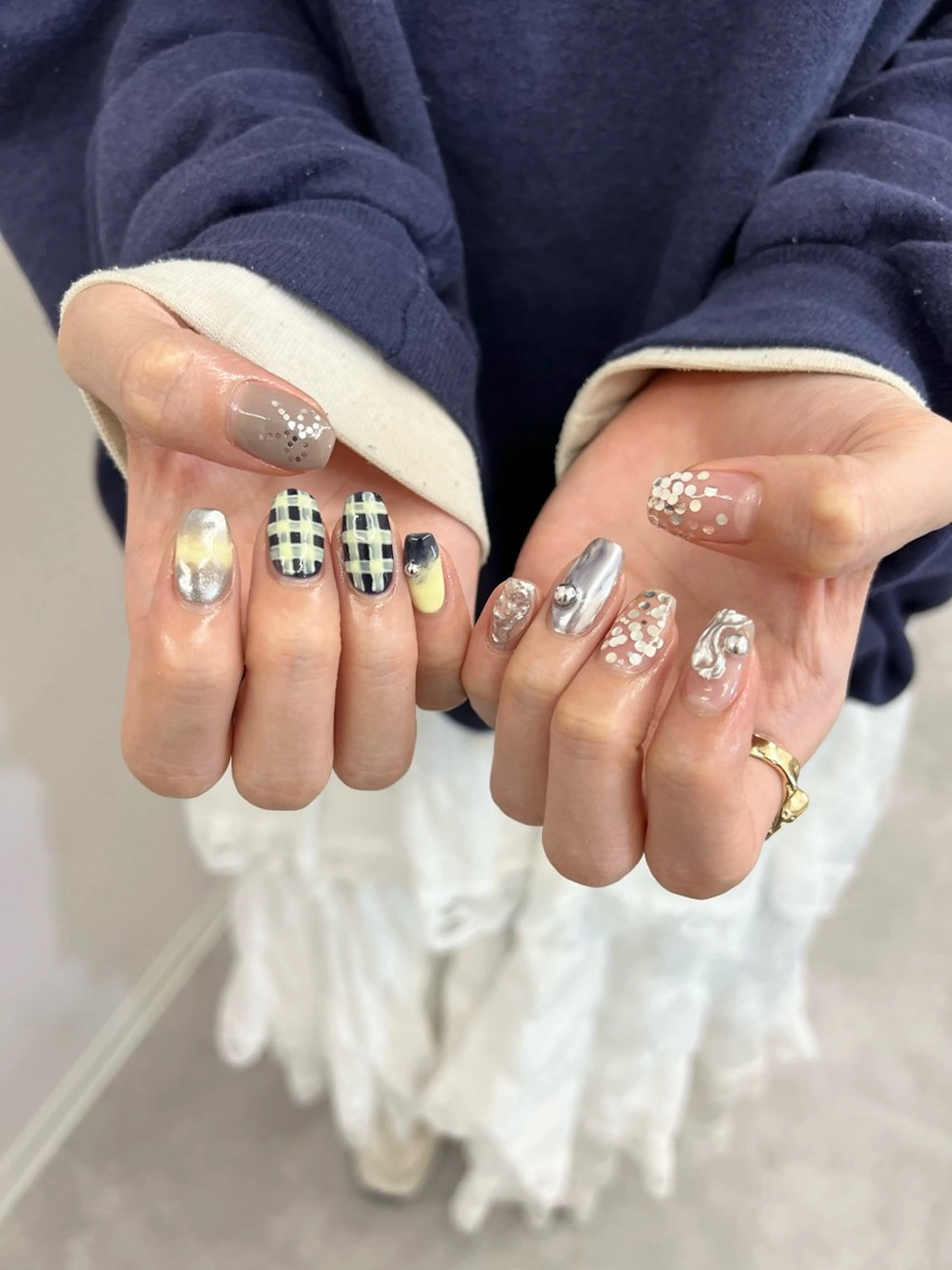 ネイル ブルー ジェルネイル ミラーネイル パラジェル リボン ハンドネイル ハンドケア Bana_ Nailのネイルデザイン