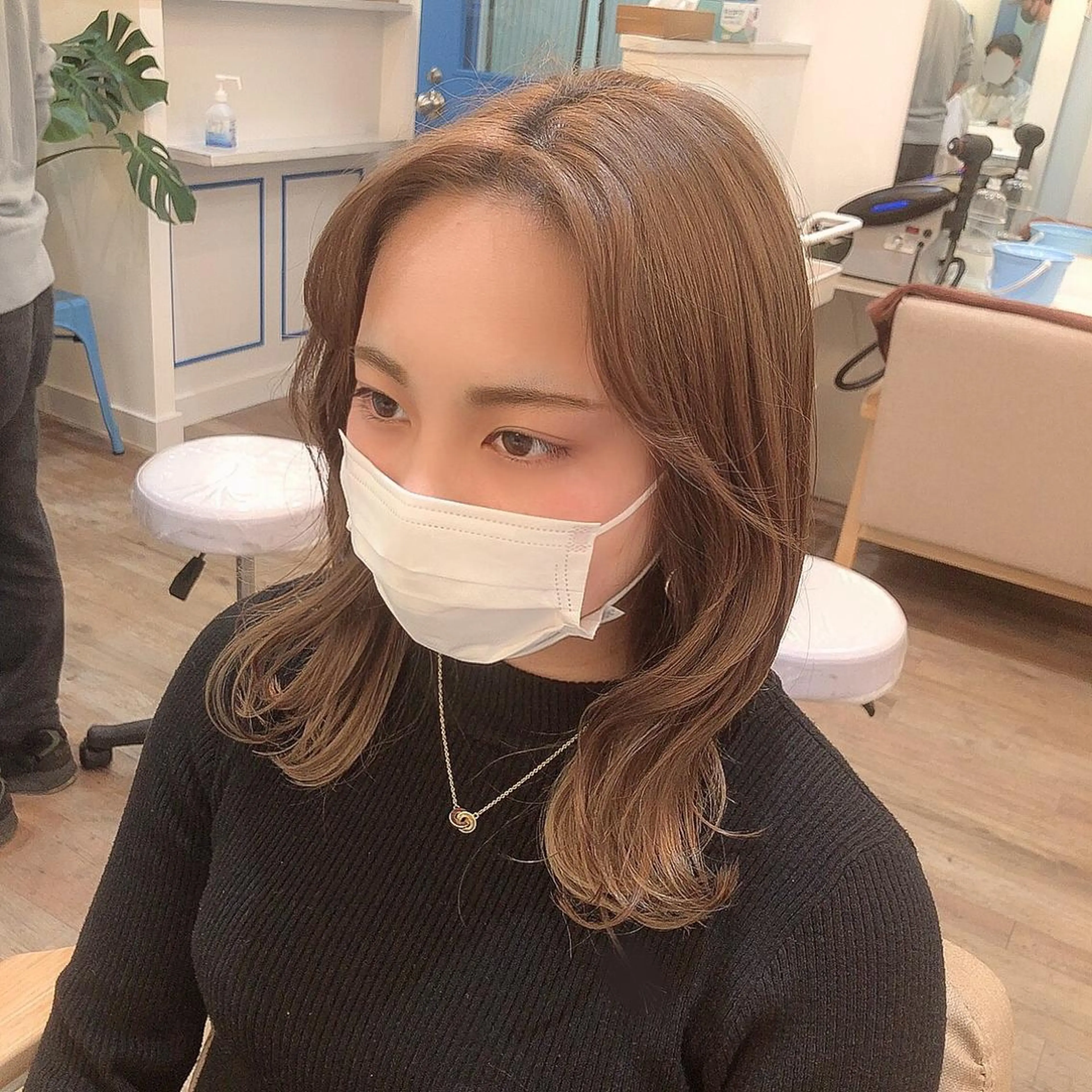 ミディアム ヨシンモリ 艶髪とアイラッシュ ❤️関根悠のヘアスタイル
