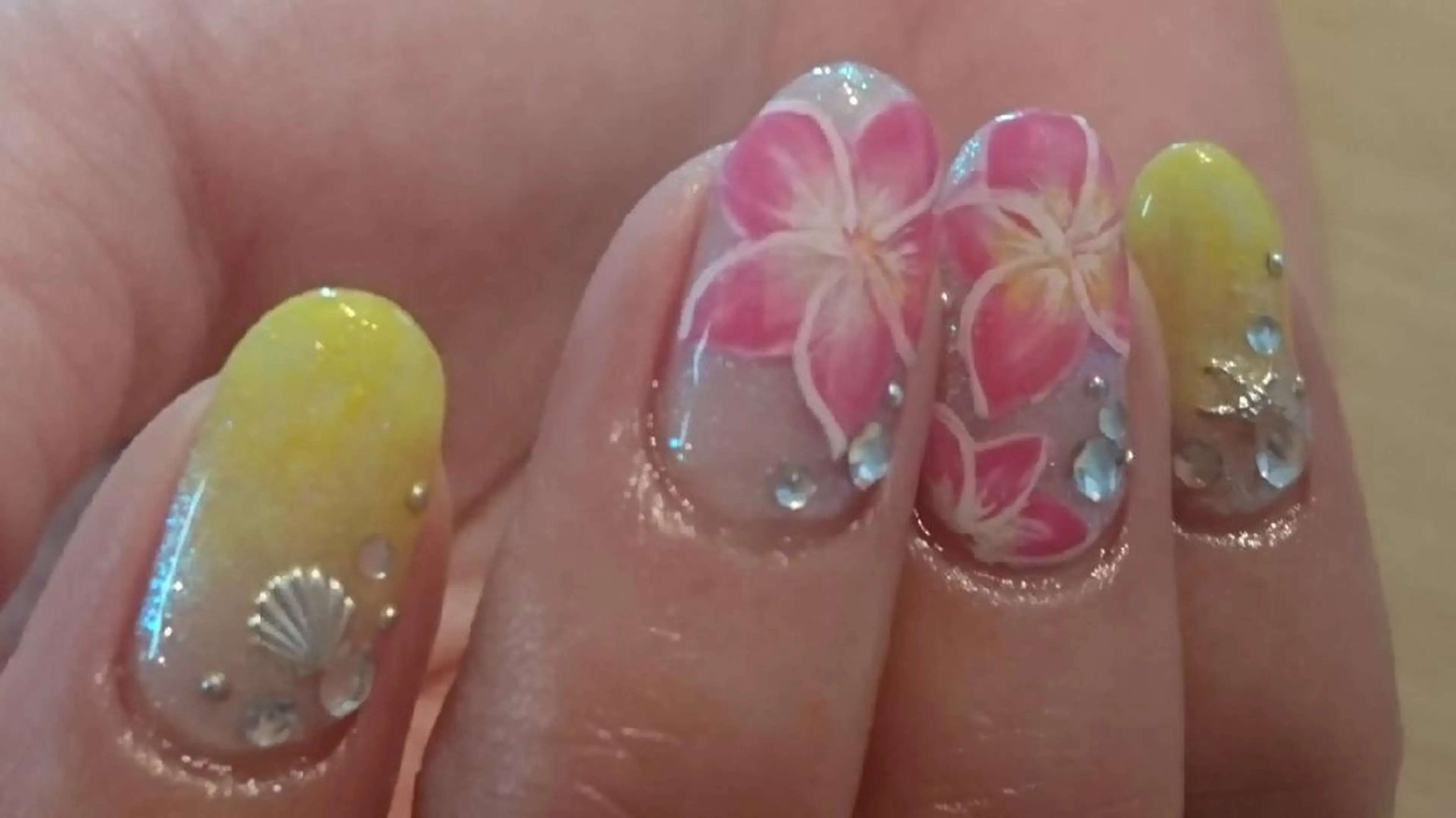 ネイル 持ち込み Nail Space R所属・ネイルスペースR 小林のネイルデザイン