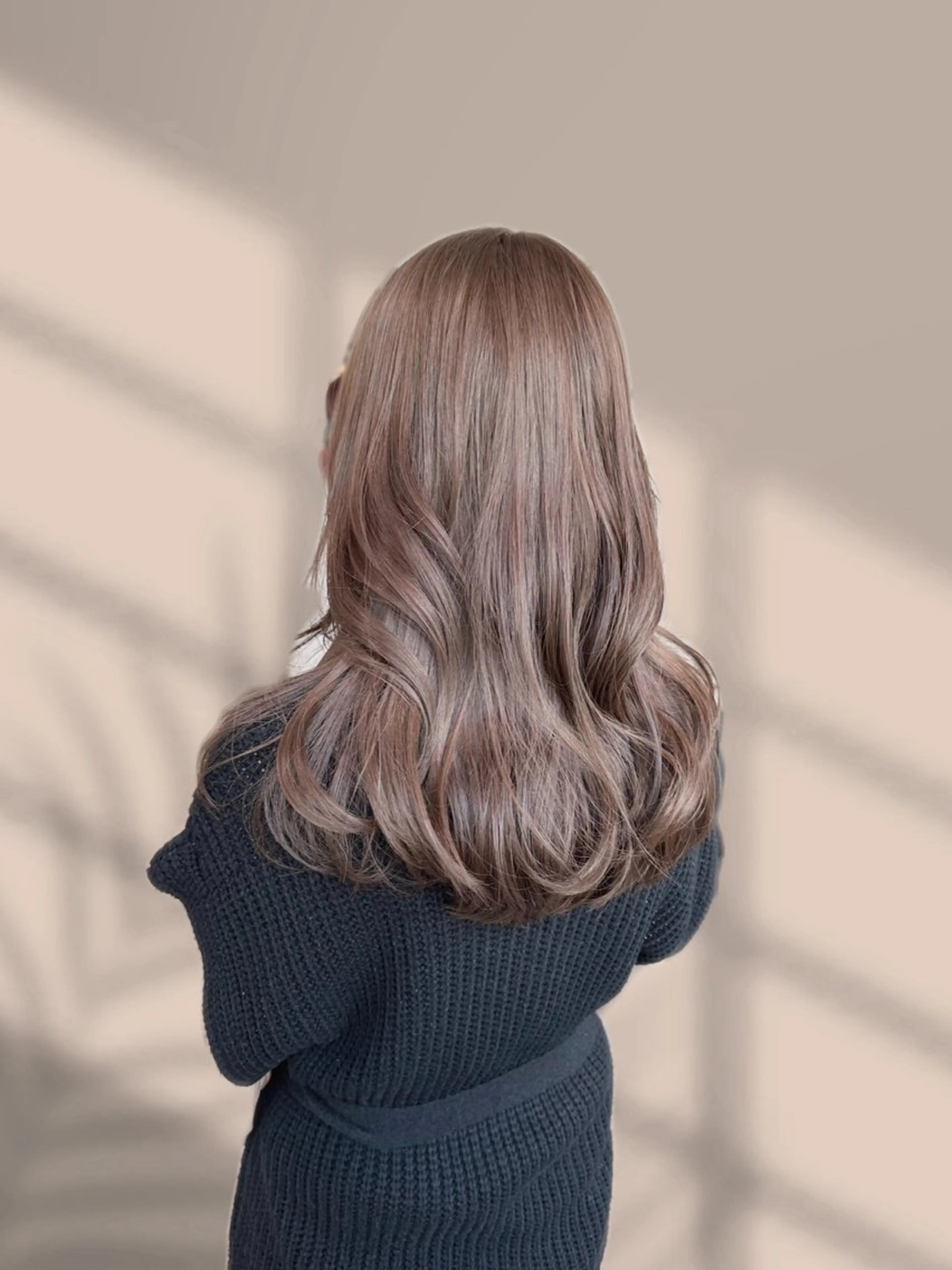 セミロング カラー ヘアカラー くすみミルクティー/ ブラウン🪡TOWAのヘアスタイル