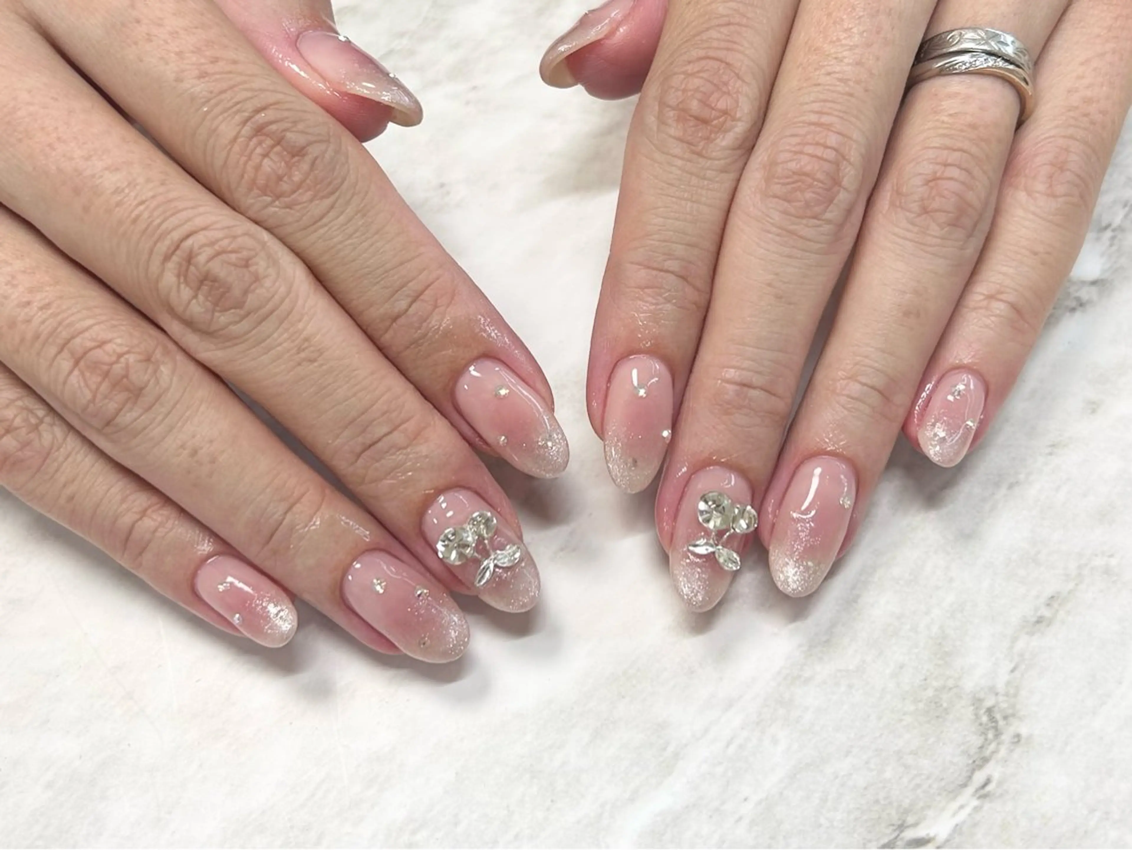 ネイル ハンドネイル zir nail　津田沼店所属・zir nail 扇田のネイルデザイン