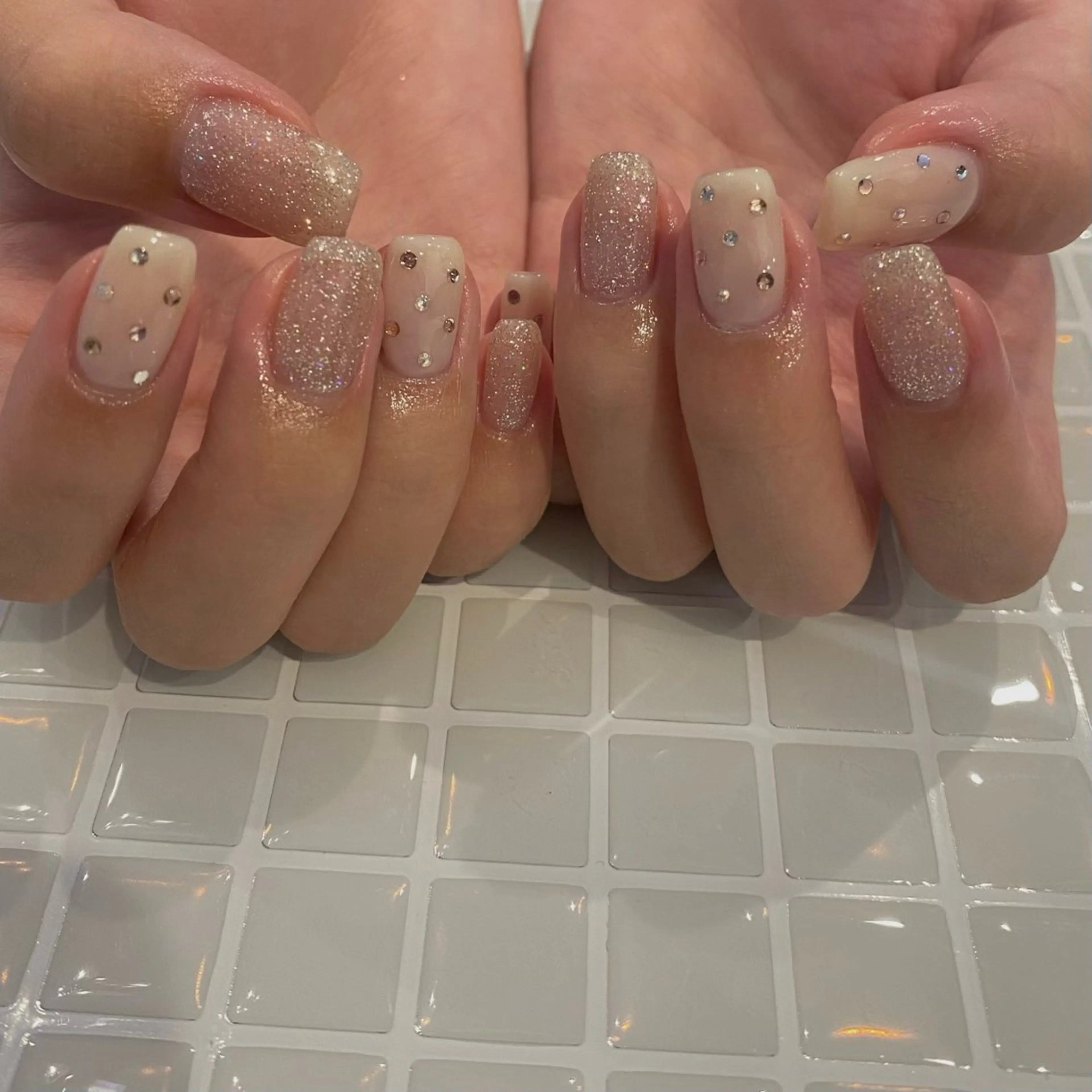 ネイル ハンドネイル CLEAR NAIL所属・nailist yukiのネイルデザイン