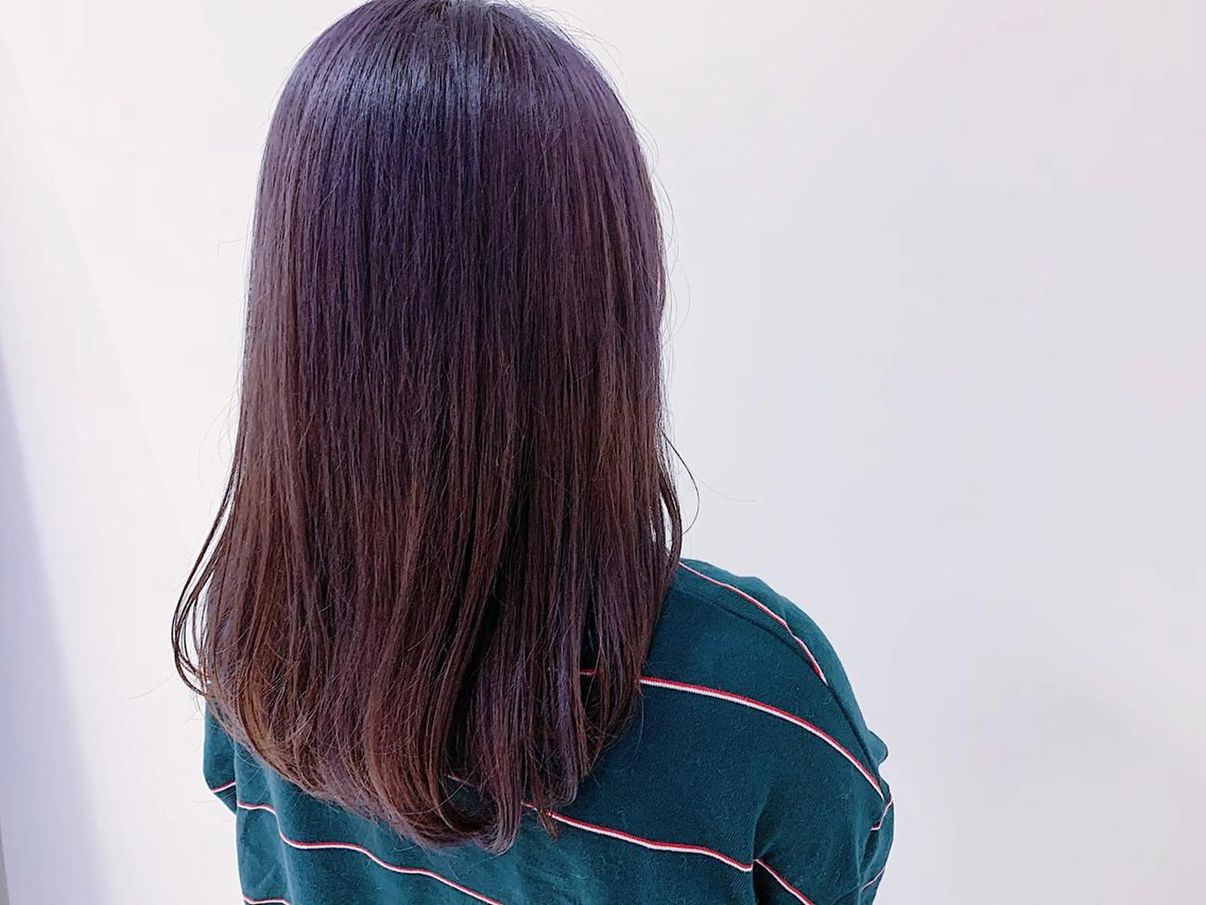 セミロング カラー ヘアカラー トリートメント タカハシ ハヤトのヘアスタイル