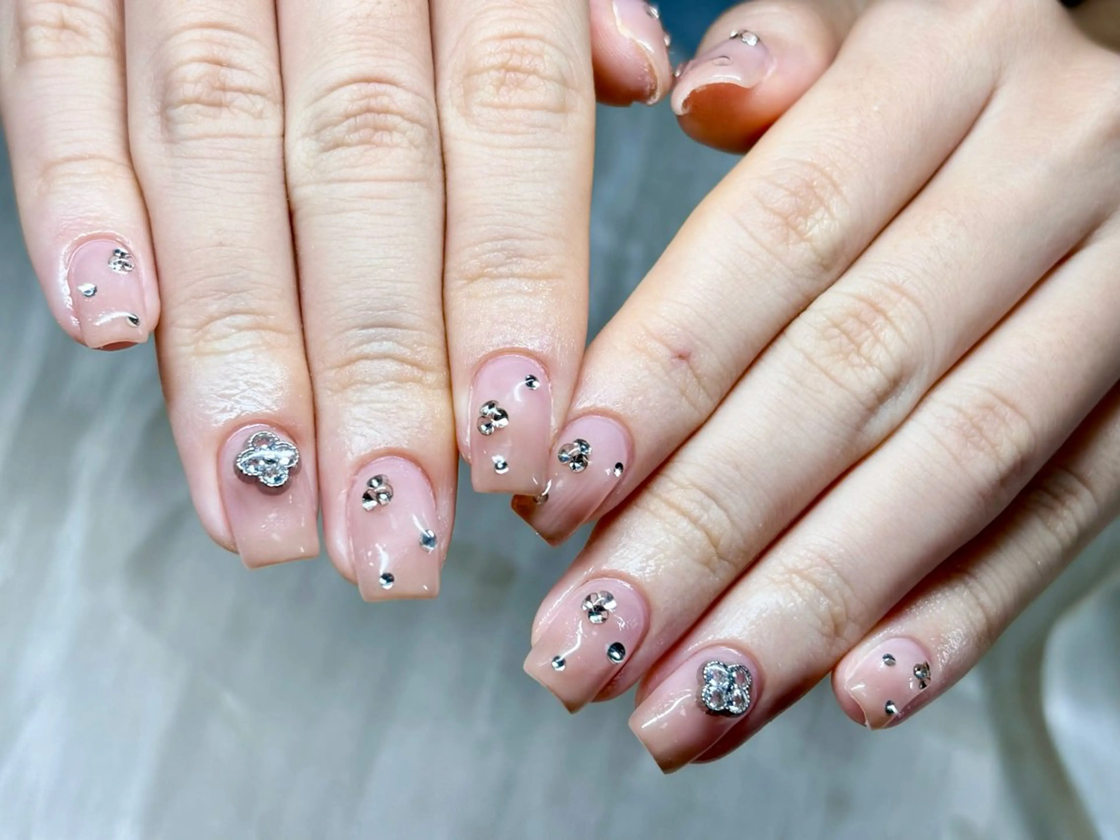 ネイル 持ち込み ワンホンネイル N.KIRARI hanaのネイルデザイン