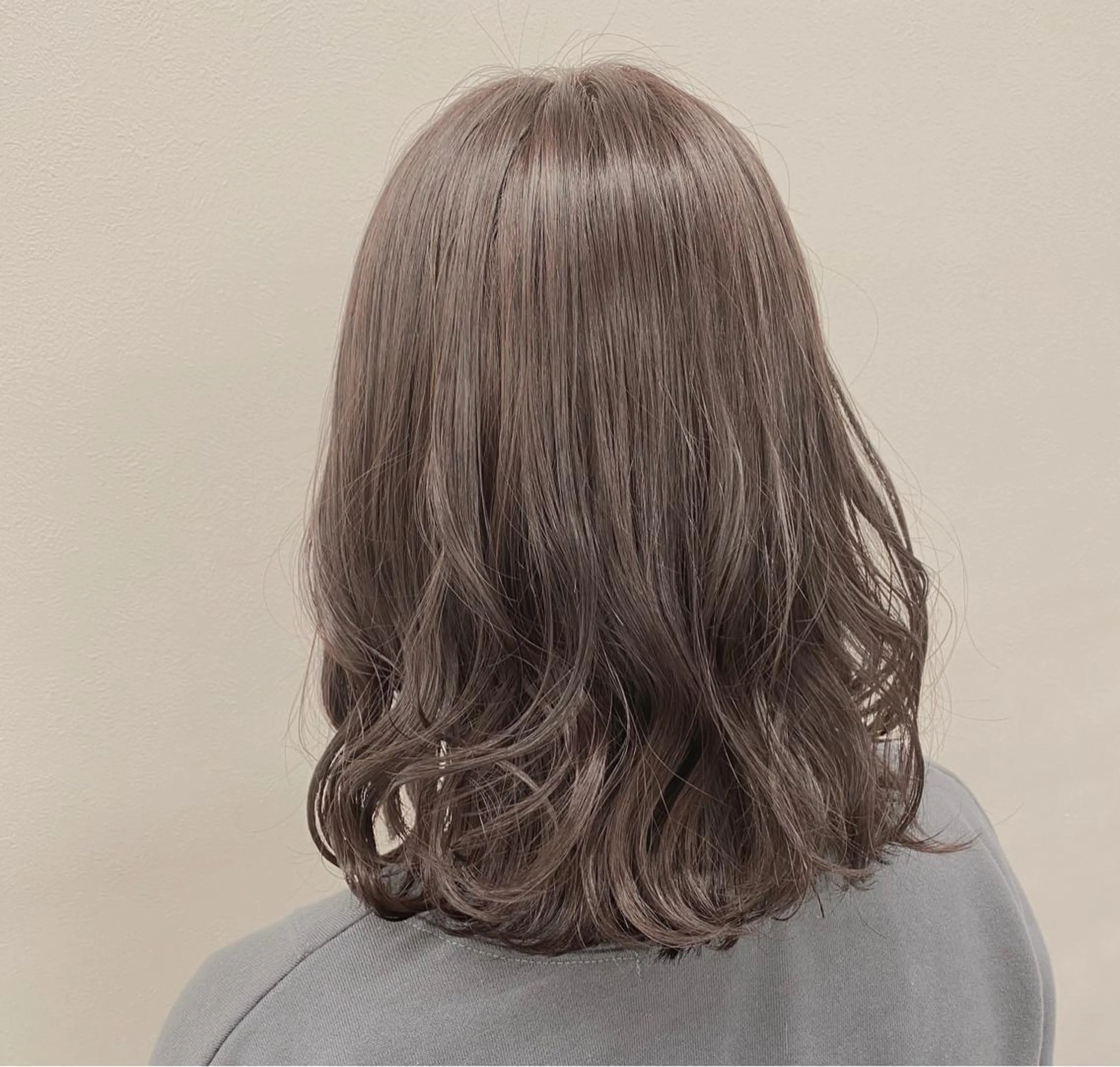 セミロング カラー ヘアアレンジ ヘアカラー トリートメント 【公式】 will横浜店のヘアスタイル