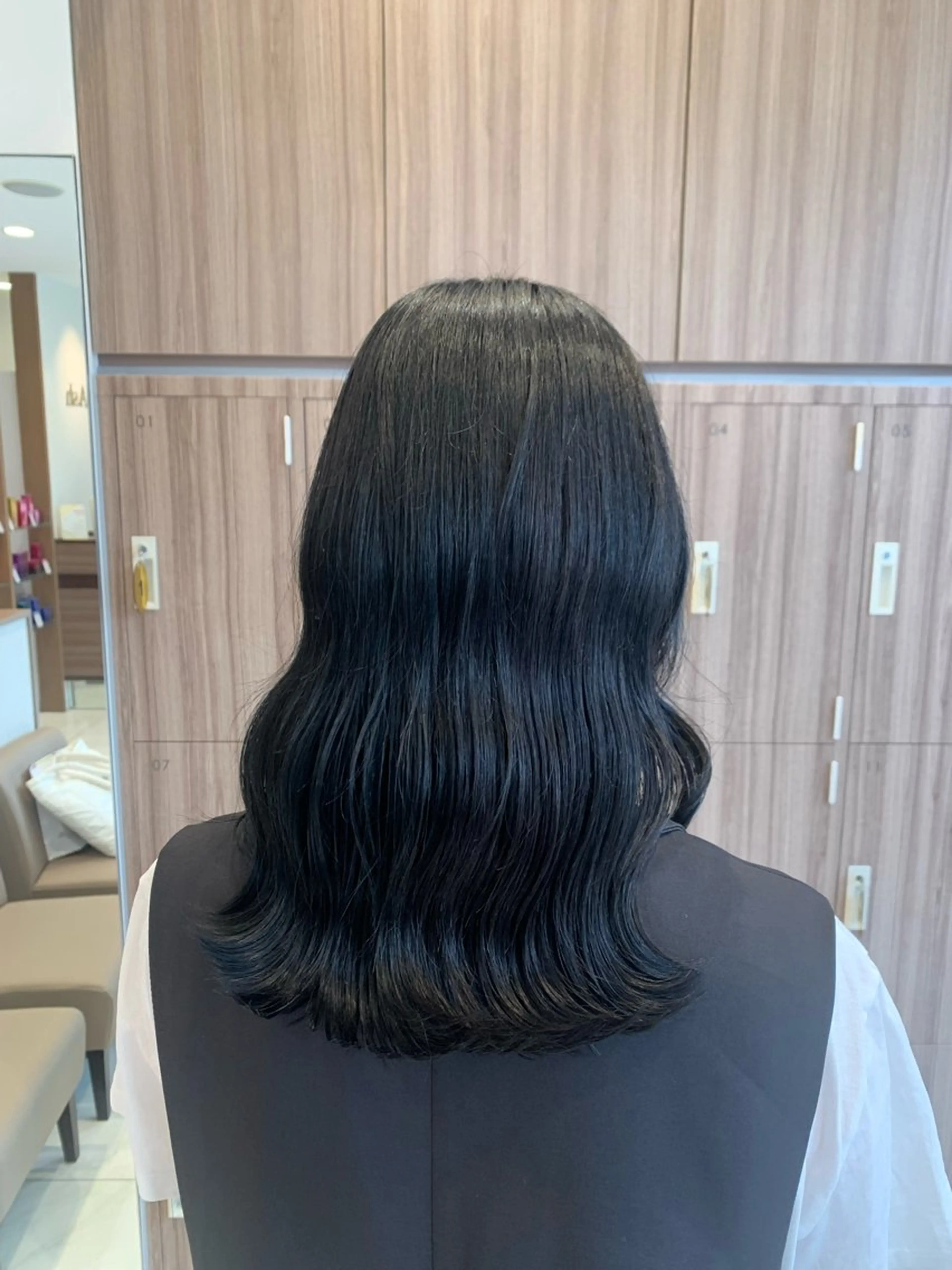 ミディアム カラー 透明感カラー イルミナカラー カット ヘアカラー トリートメント 前髪クロスパーマ /美髪矯正/和田優海のヘアスタイル