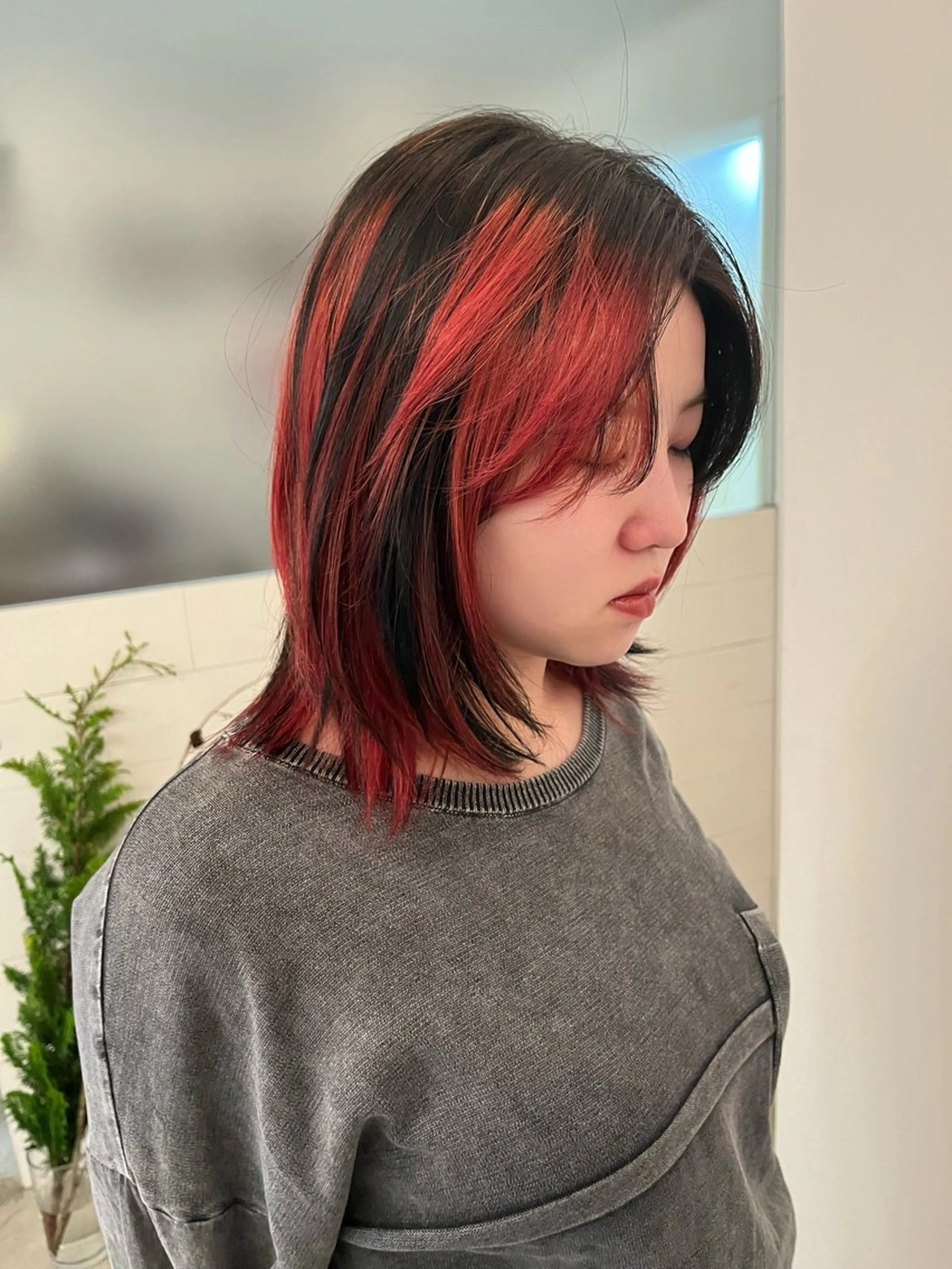 カラー ブリーチなし/透明感 /ショート/大世のヘアスタイル