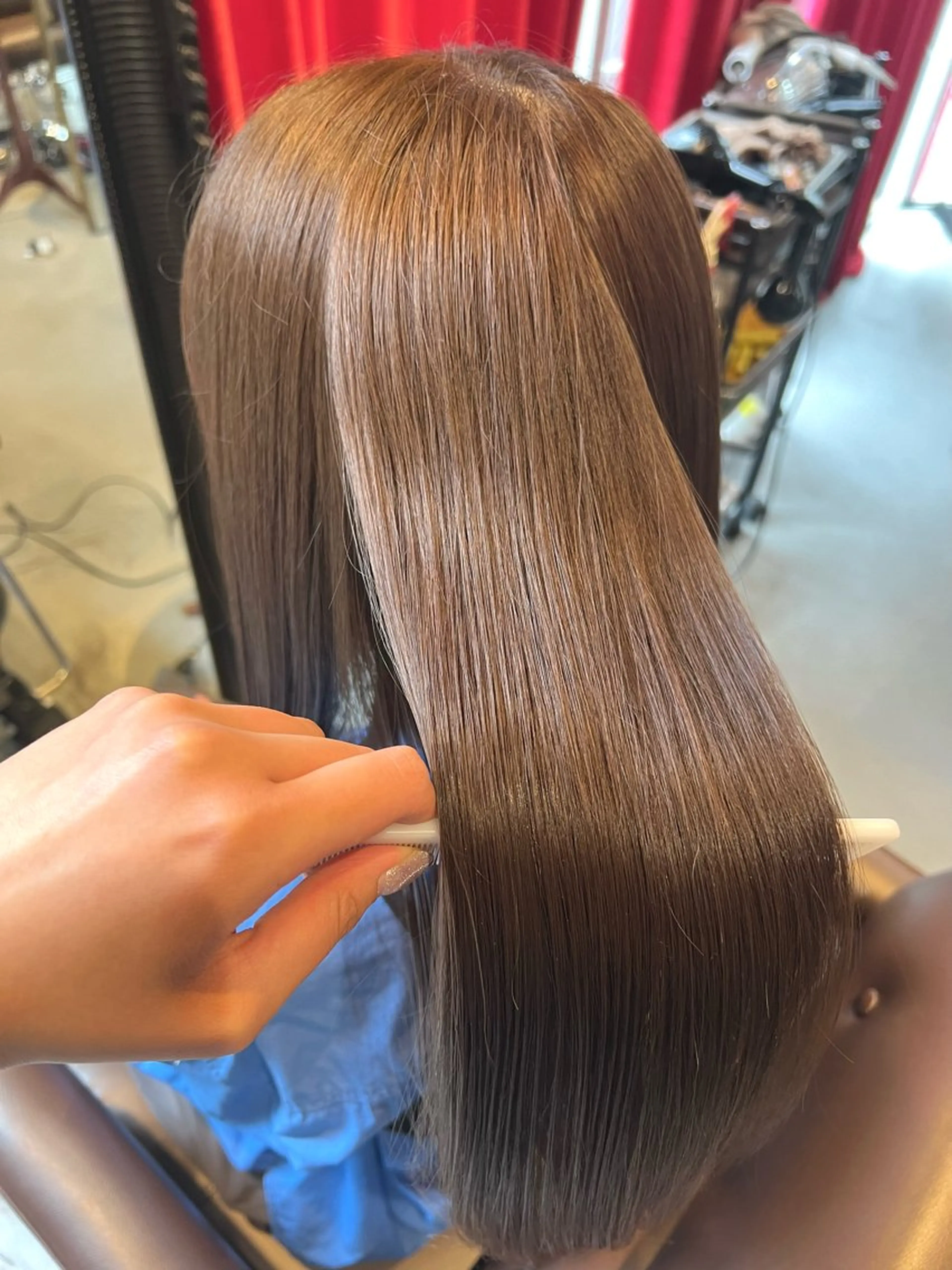 ロング カラー ベージュカラー オリーブベージュ ヘアカラー 💎艶髪特化💎 ちば　ちなみのヘアスタイル