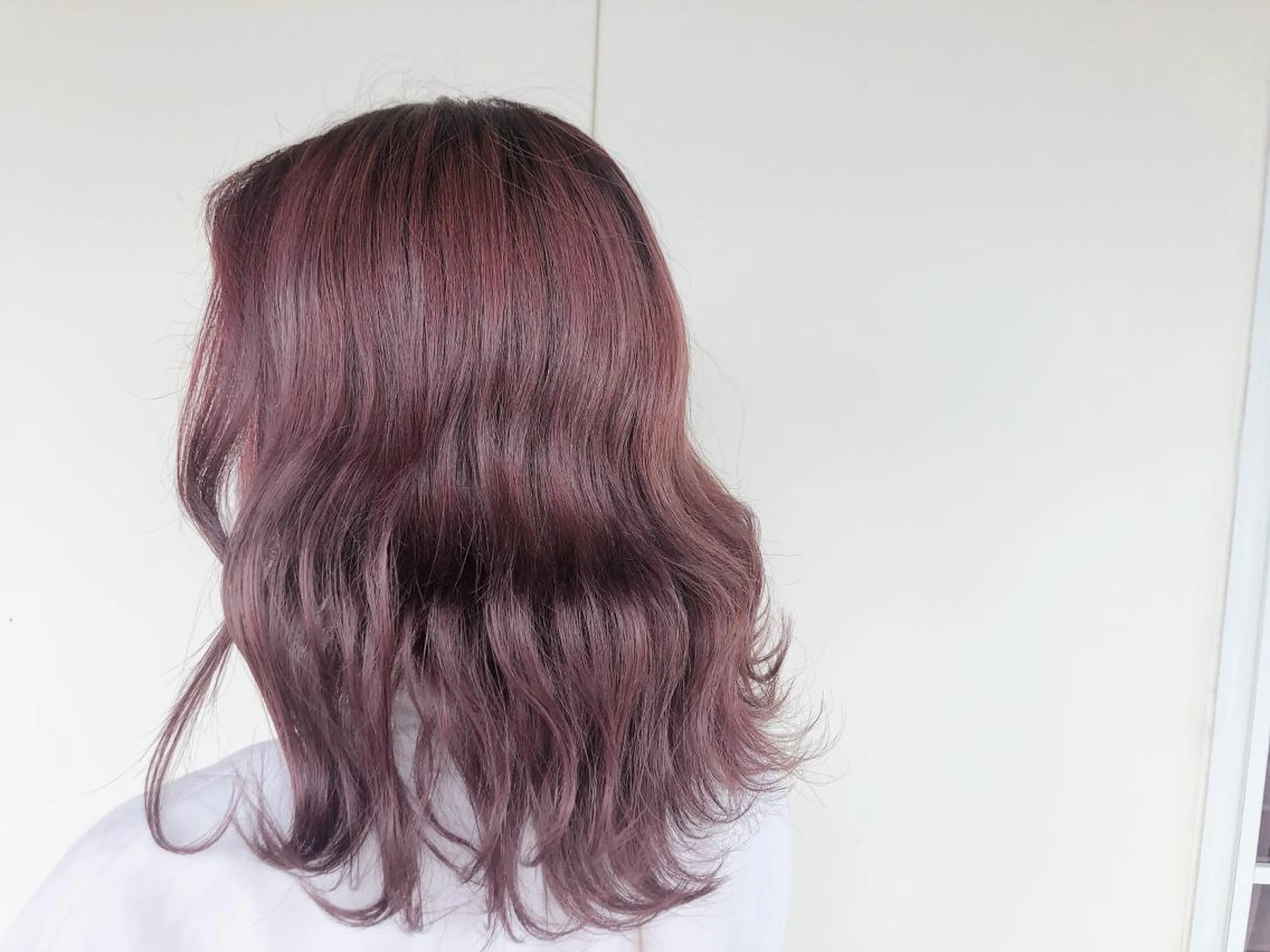 ミディアム カラー 上田 和紀子のヘアスタイル