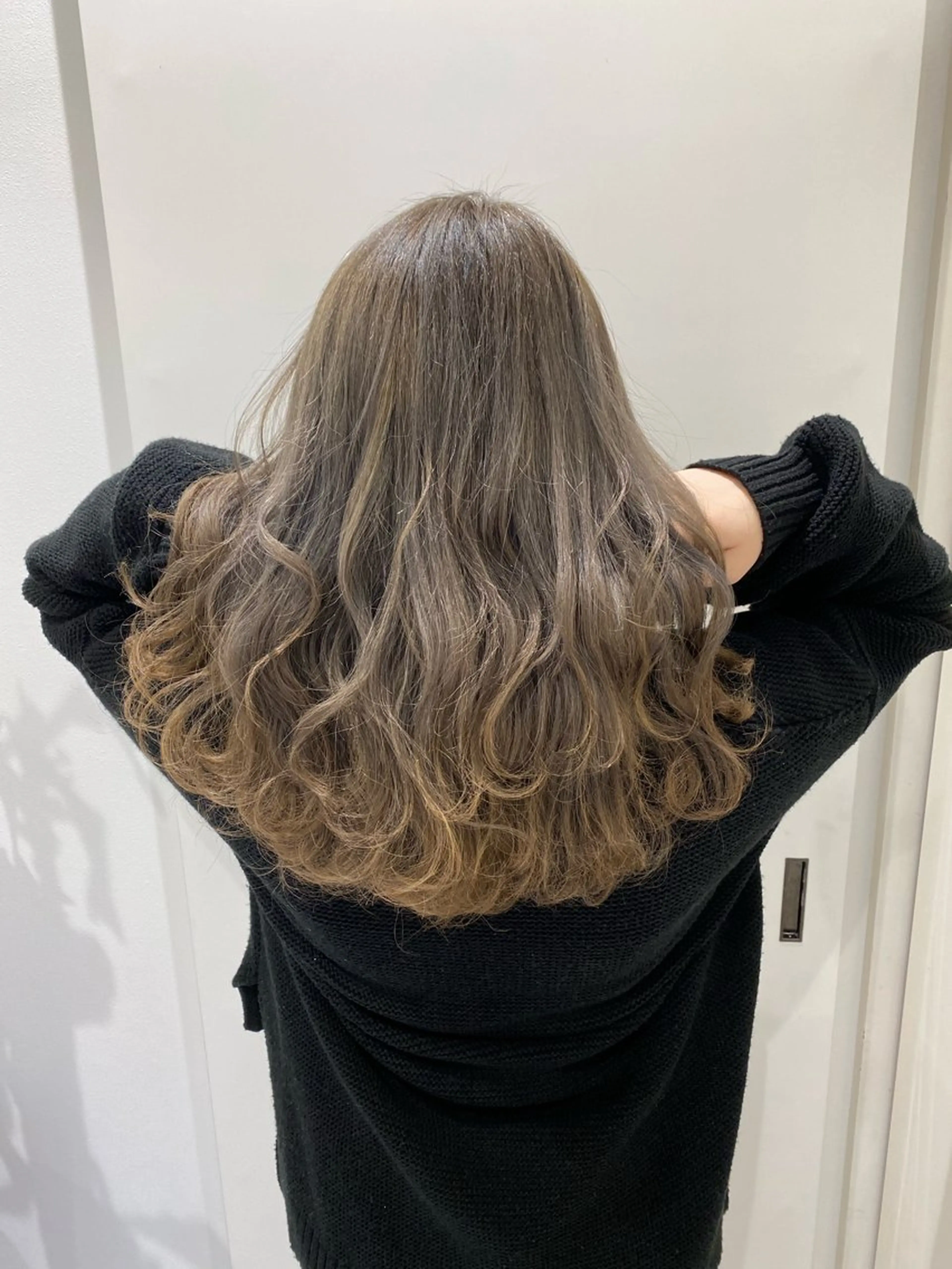 ロング カラー ヘアカラー カーリーパーマ/ 海外風/SAKURAのヘアスタイル