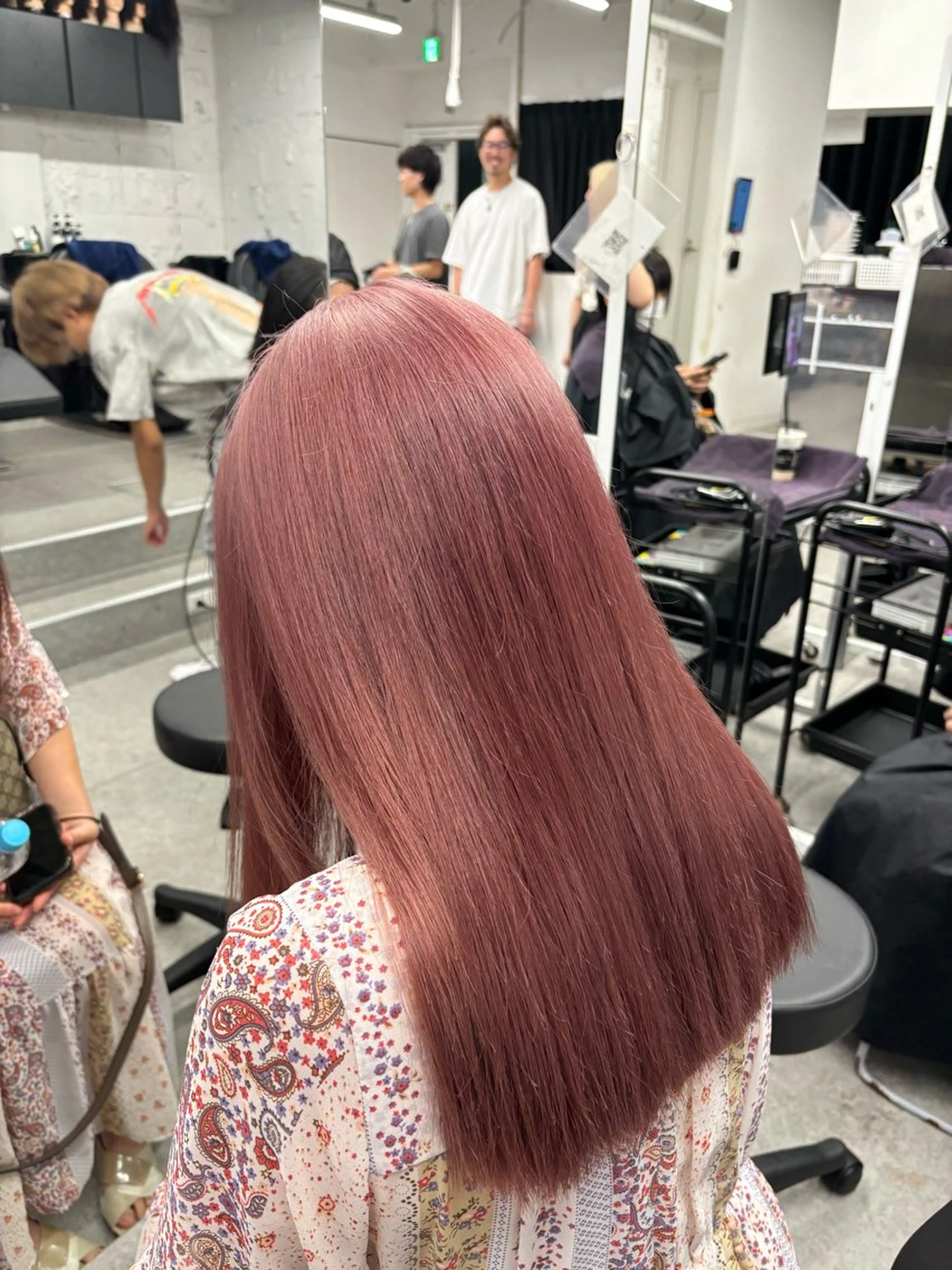 セミロング カラー 🤍透明感カラー ×縮毛矯正🤍ゆうのヘアスタイル