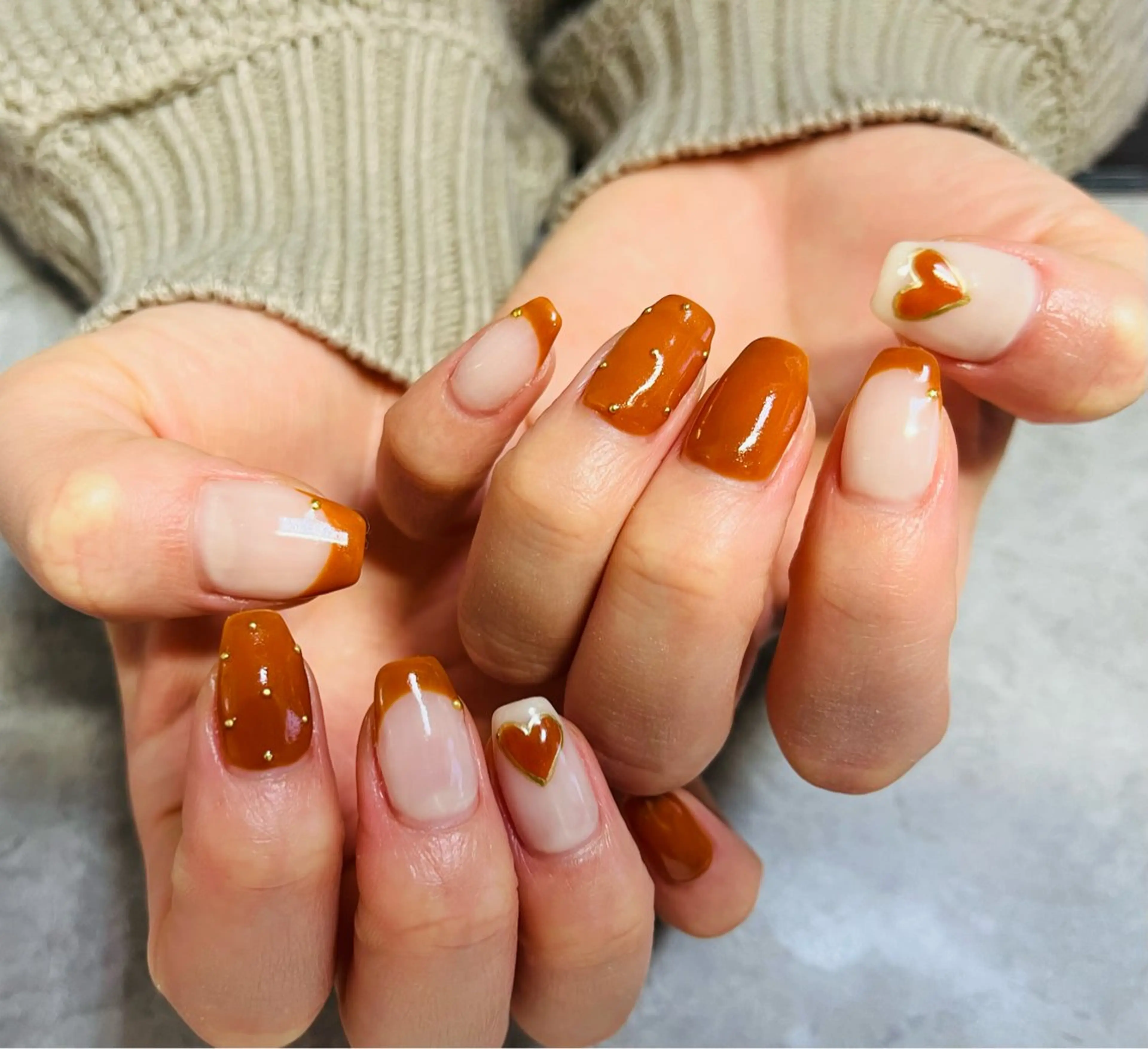 ネイル アートネイル 持ち込み ストーンネイル ハンドネイル ハンドケア Felice所属・ベテランネイル cnc  nailのネイルデザイン