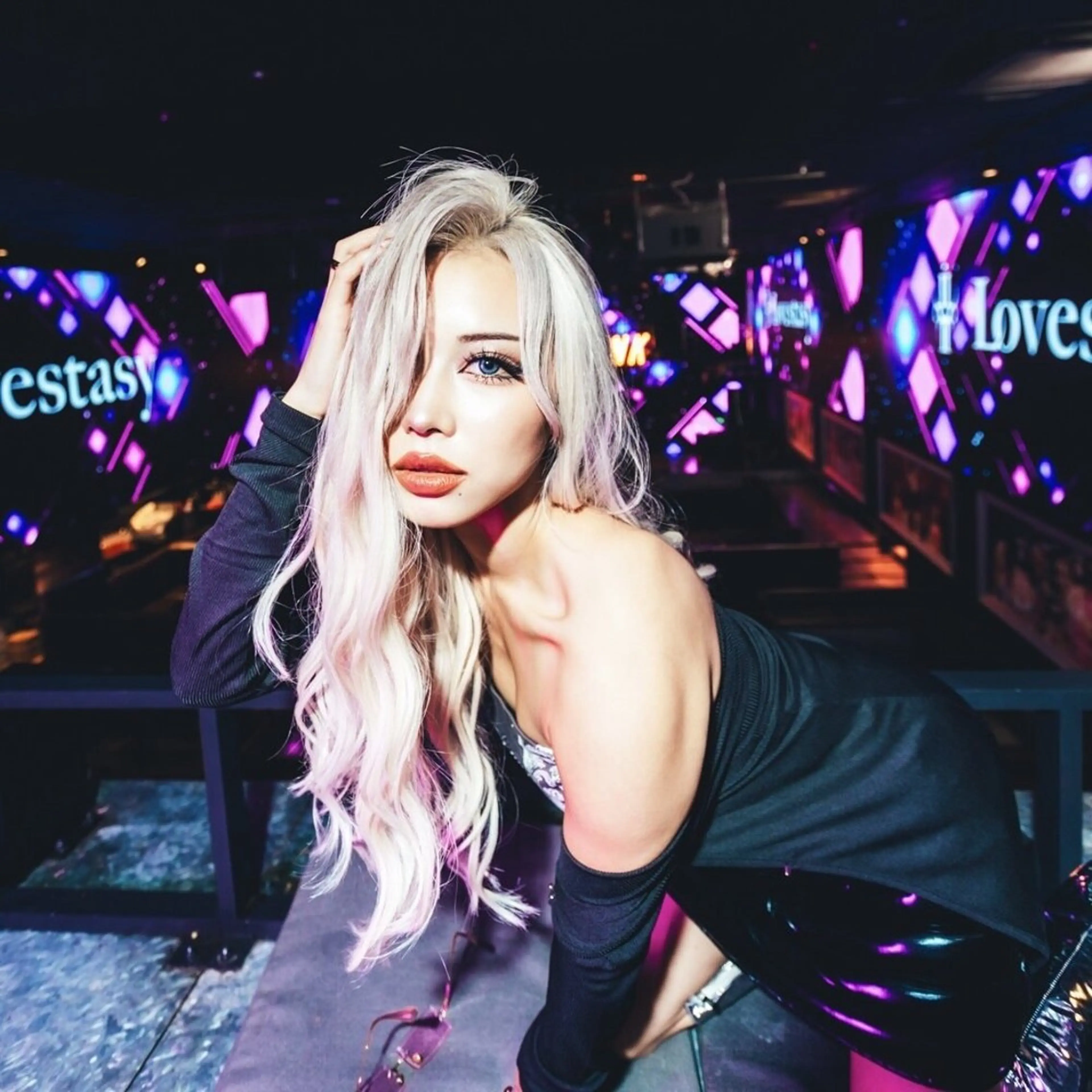 【リピート率NO.1毛質】バージンシルク(胸下)80本　¥31,200​〜​の写真