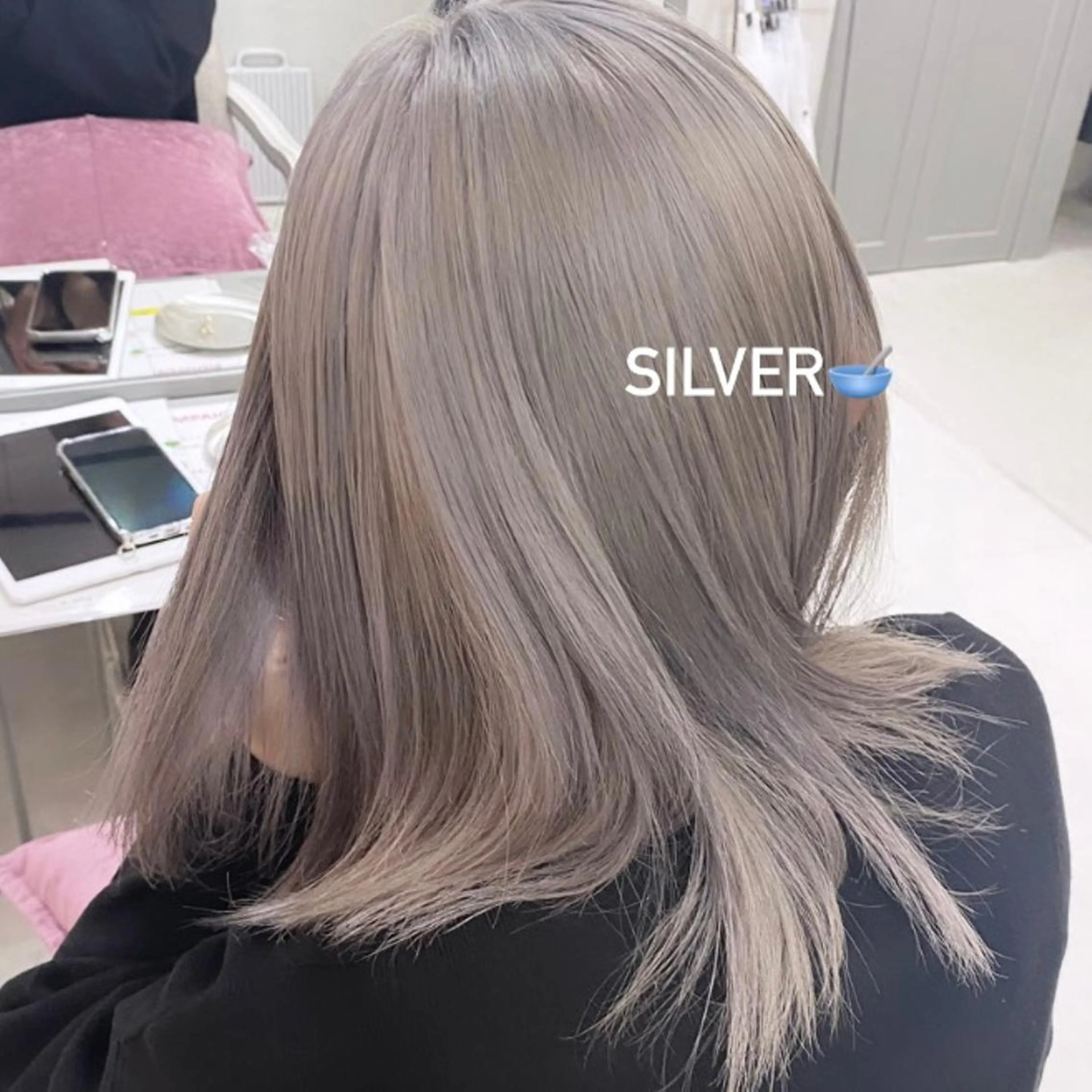 ミディアム カラー パーマ ヘアアレンジ ネイル マツエク・マツパ アイブロウ M所属・ハイトーン/透け感 カラー🎀真香のヘアスタイル