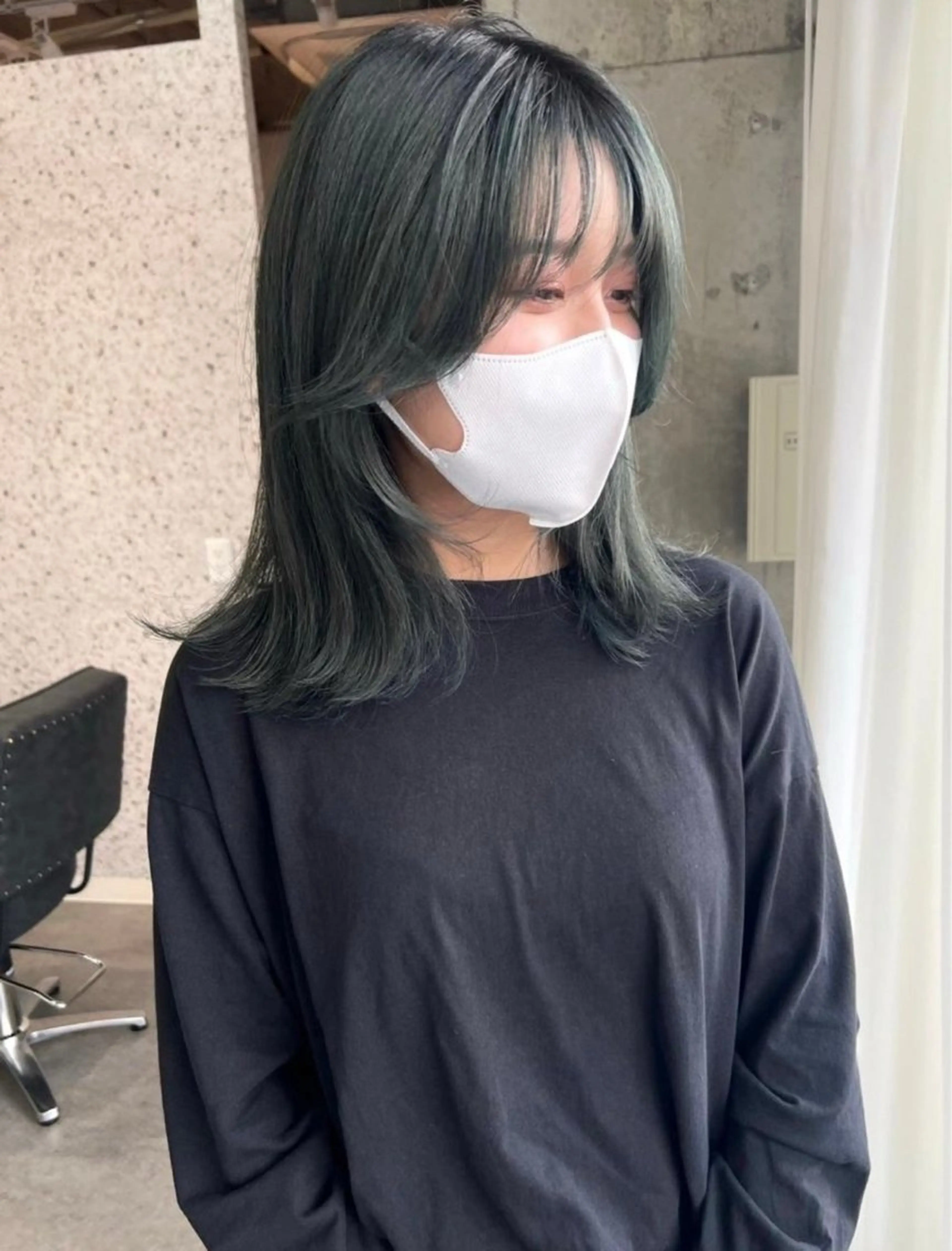 カラー ハイトーンカラー オリーブカラー [lani ] konatsuのヘアスタイル
