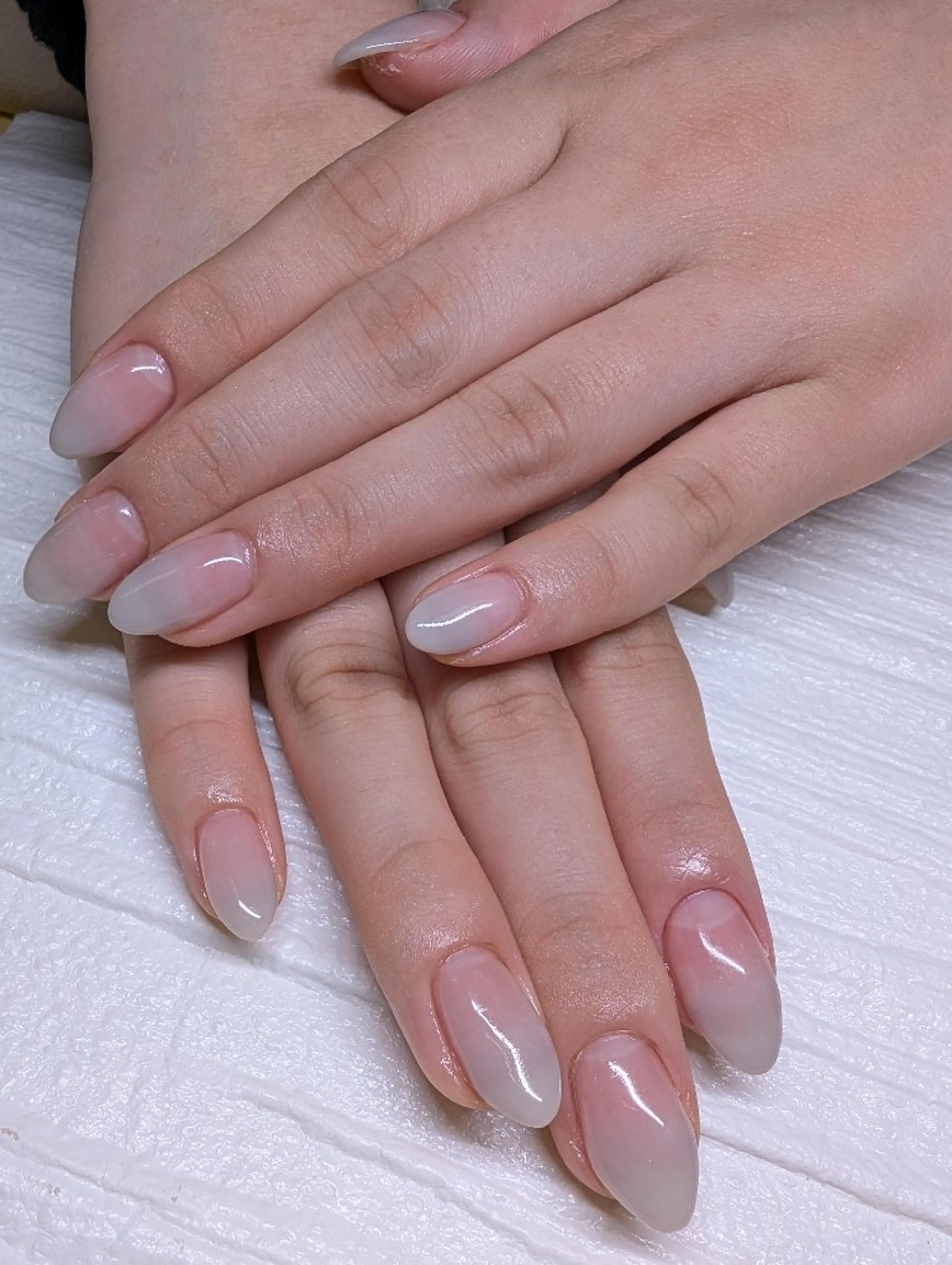 ネイル グラデーション eclat BEAUTY NAIL SALON　枚方市駅前店所属・松本 ひとみのネイルデザイン