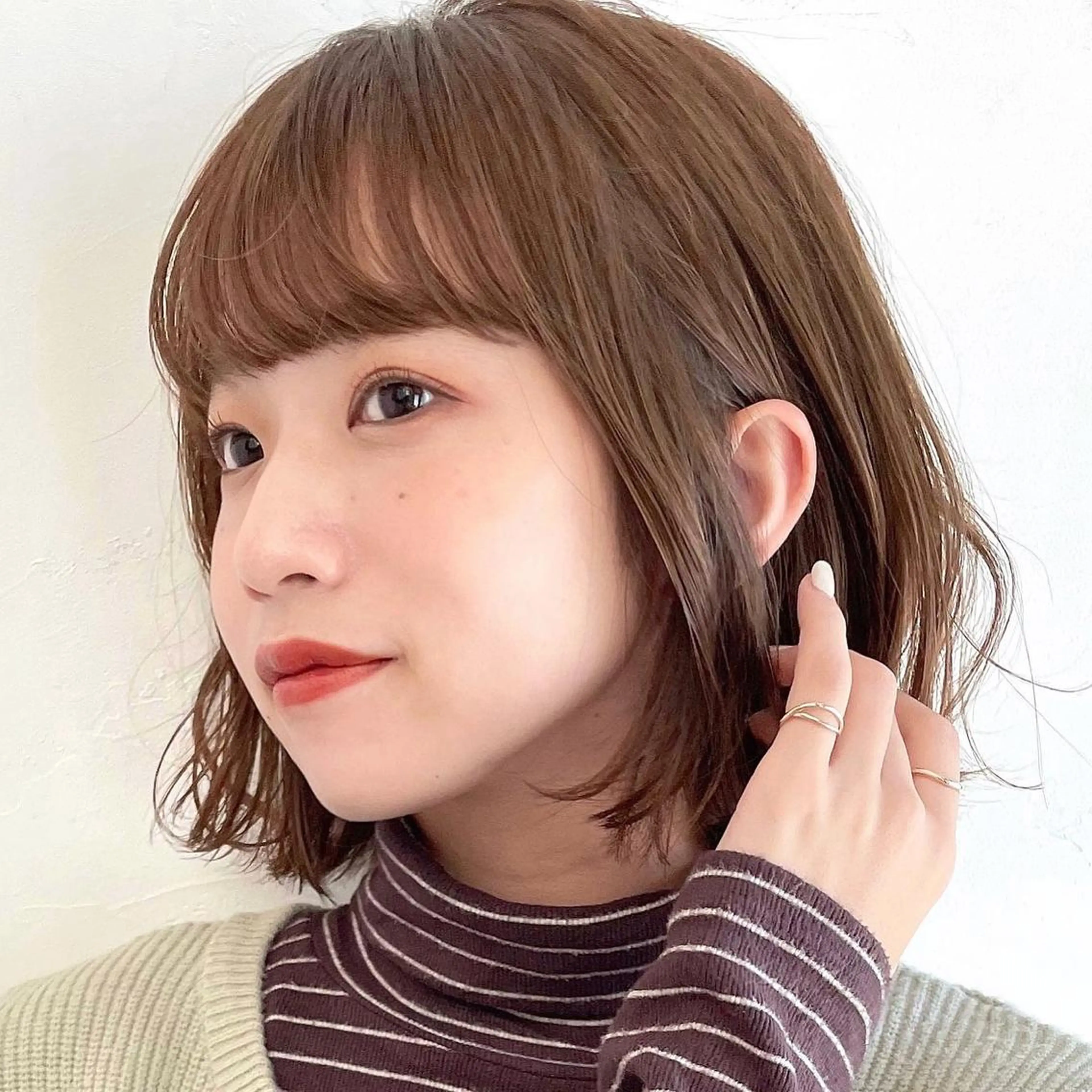 ショート カラー ベージュカラー カット ヘアカラー OAK 学芸大学所属・秋葉萌　透明感カラー /レイヤー/ボブ♡のヘアスタイル