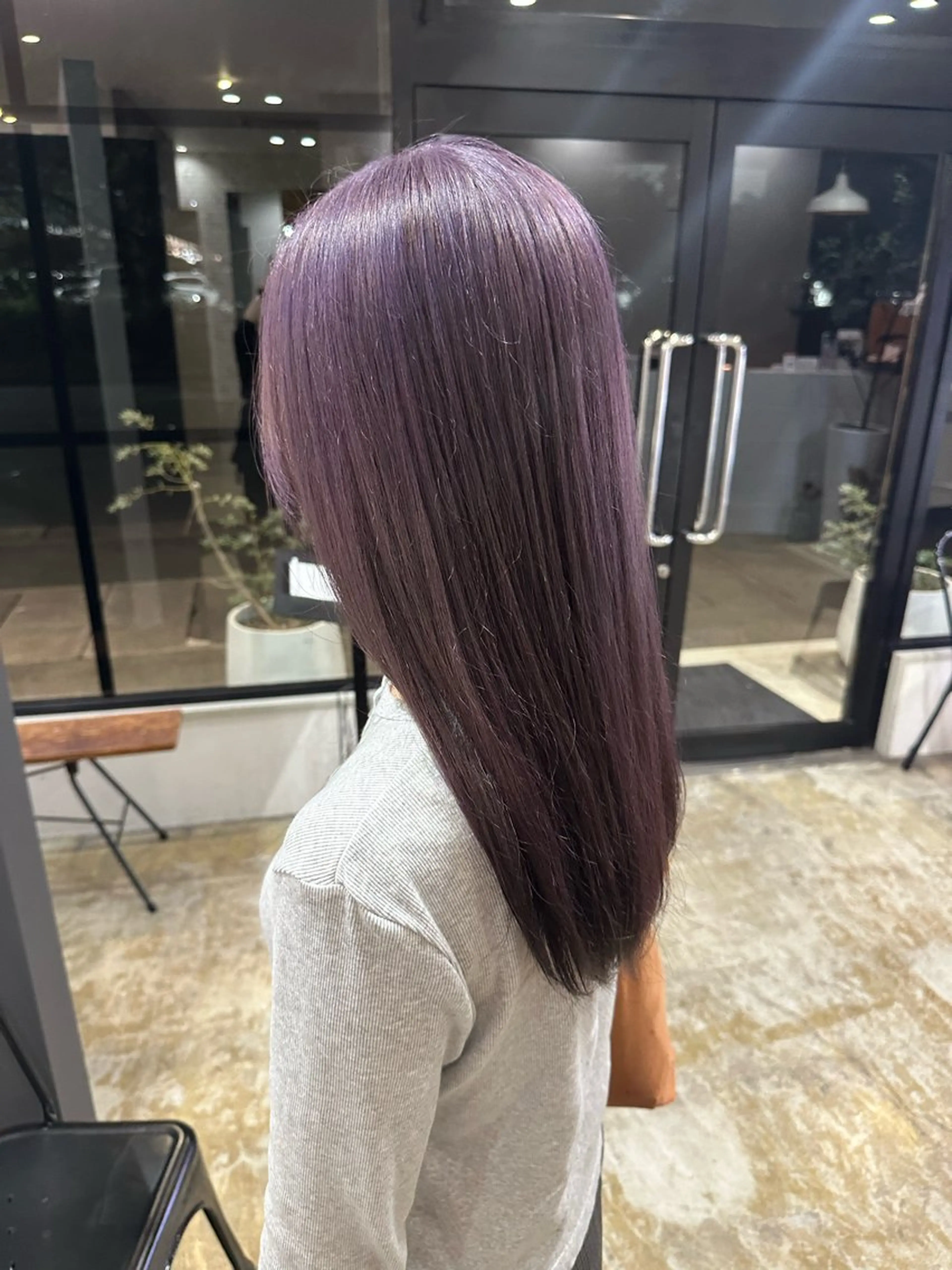 ロング カラー 透明感カラー グレージュ ラベンダーカラー ラベンダーグレージュ ラベンダーグレー ヘアカラー 2do所属・2do Yu-kiのヘアスタイル