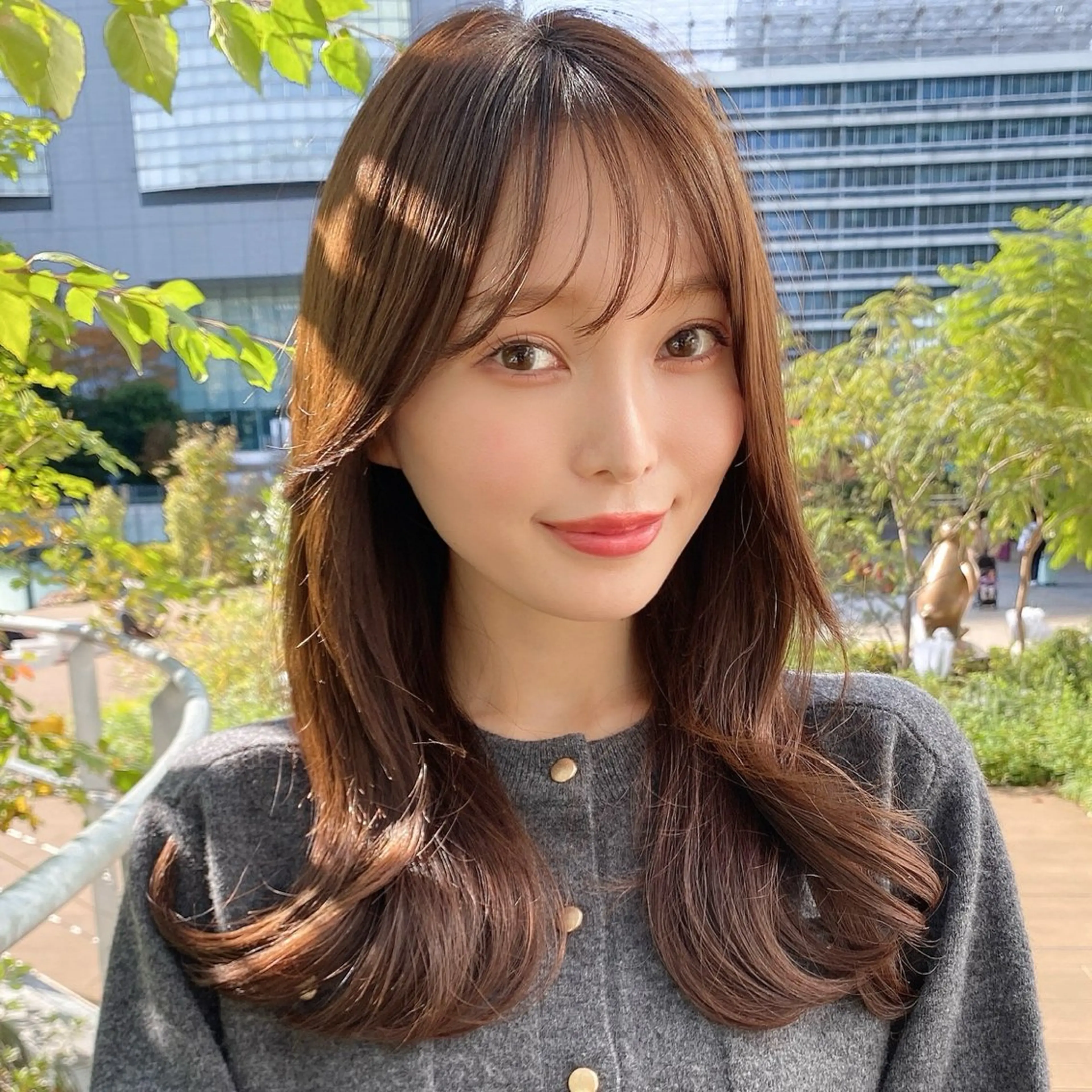 ミディアム カラー パーマ 小顔カット カット ヘアカラー トリートメント 髪質改善/ レイヤーカット金井翔のヘアスタイル