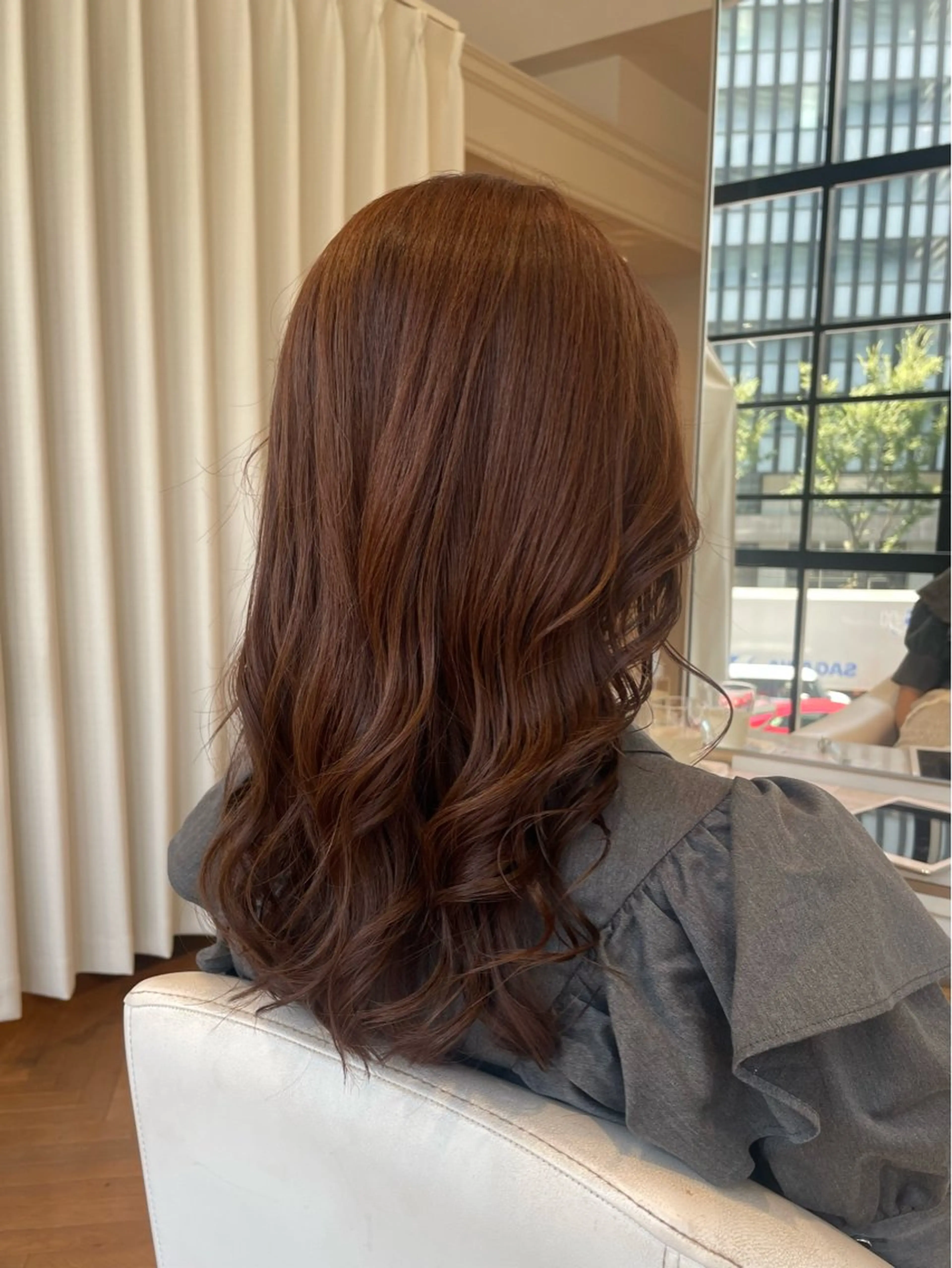ロング カラー カット ヘアカラー ELLE salon サエのヘアスタイル