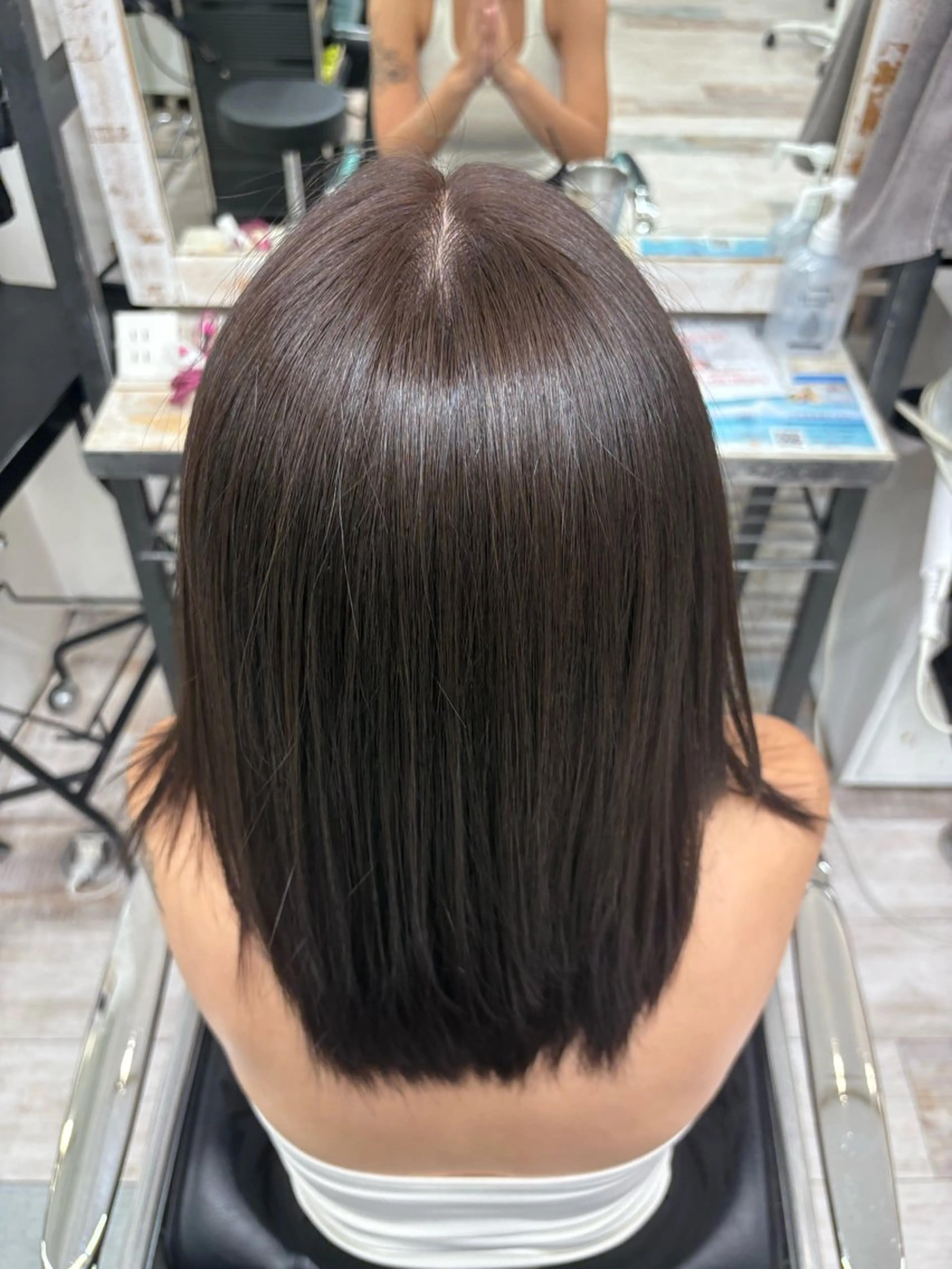 ミディアム カラー natura所属・mo neのヘアスタイル