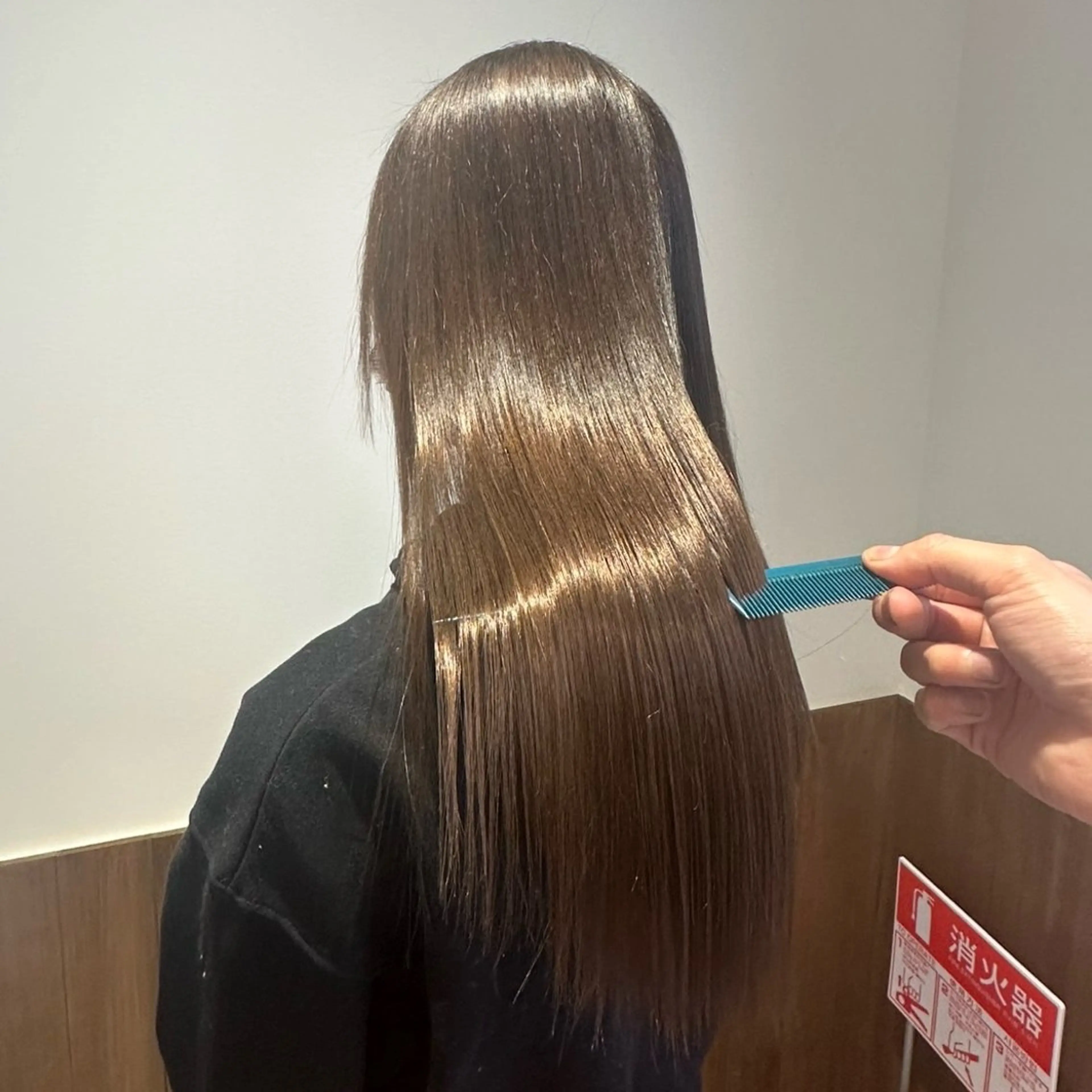 超お得☑️髪の毛をサラサラにしたい方【🩵ワンカラー➕髪質改善TR🩵】の写真