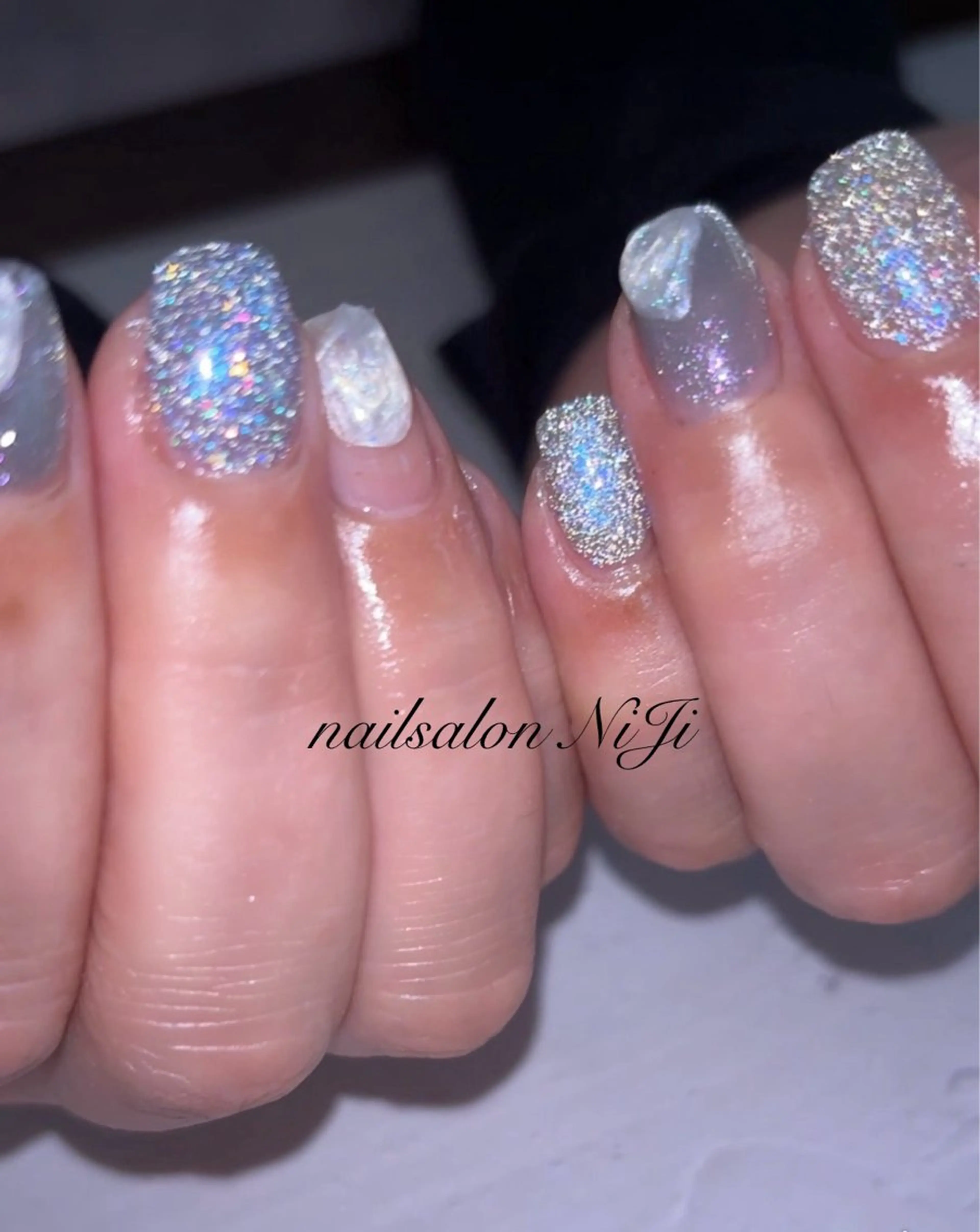ネイル フットネイル ラメ(グリッター) ハンドネイル nailsalon N iＪｉのネイルデザイン