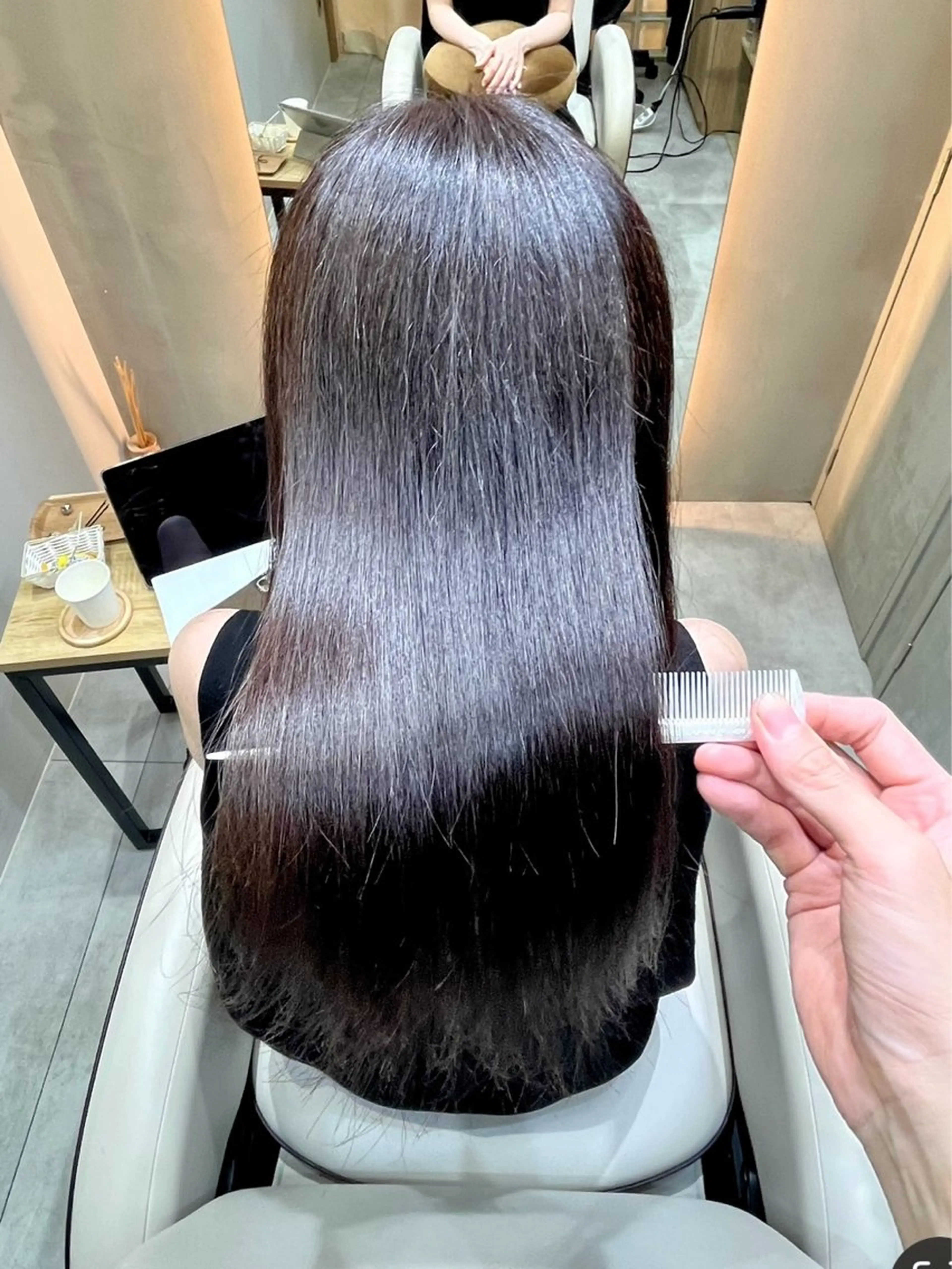 ロング 縮毛矯正 トリートメント Soleriaソレリア所属・傷みが少ないカラー/ 美髪矯正/山口玲緒奈のヘアスタイル