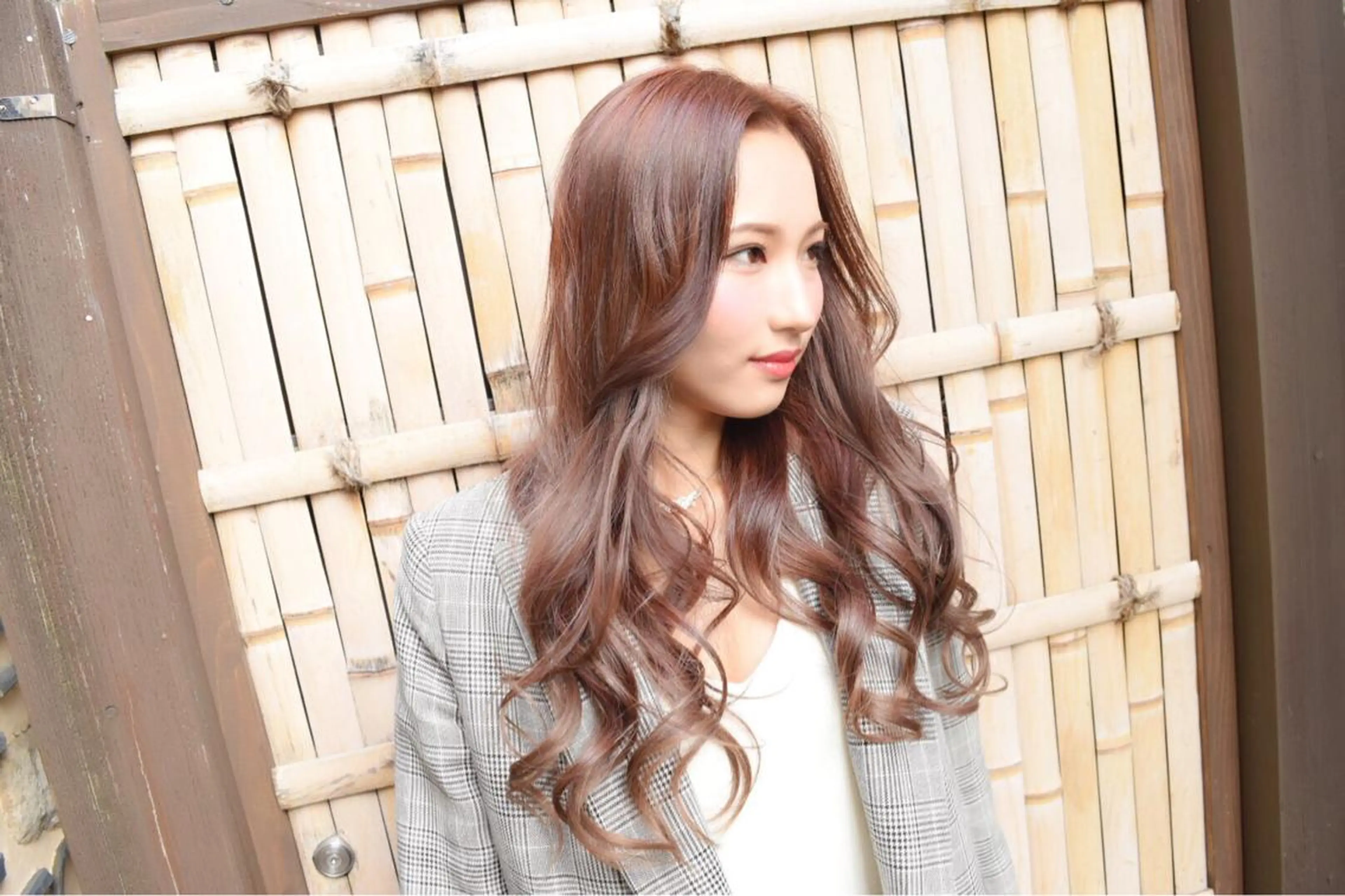 ロング カラー ブリーチ 透明感カラー ブリーチなしカラー BOOTH share saron所属・今井 勝也のヘアスタイル