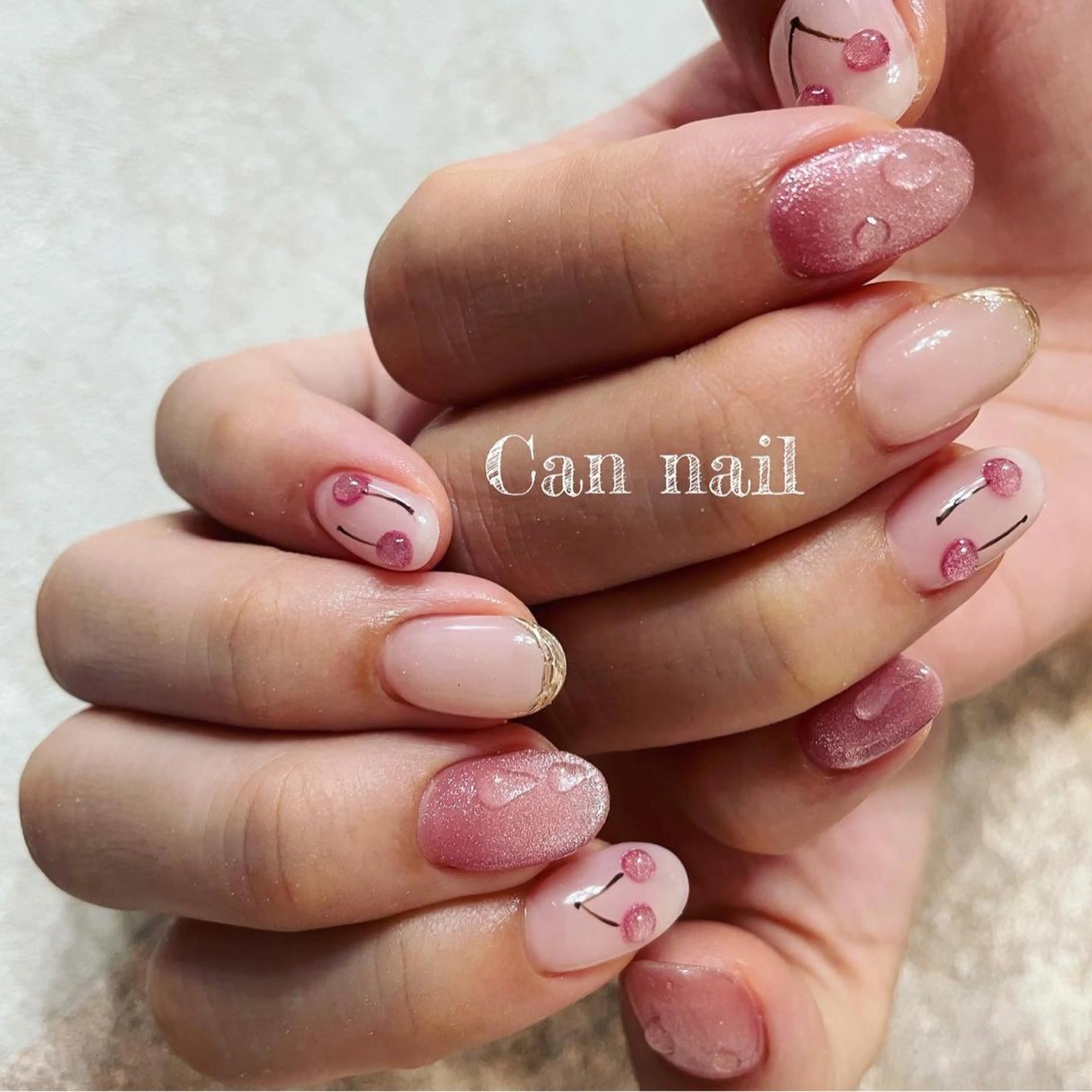 ミディアム ネイル ハンドネイル Parfum パルファンのネイルデザイン