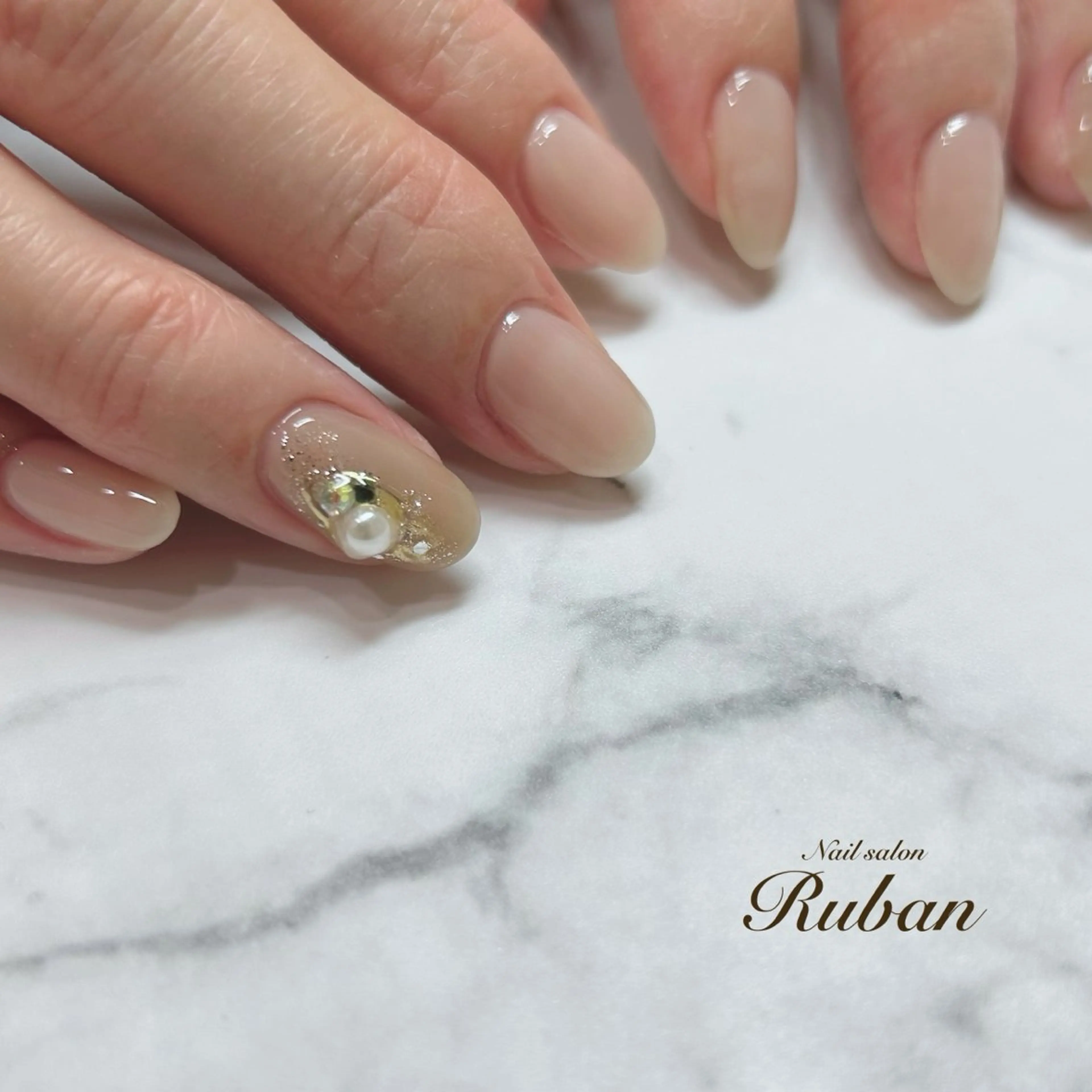 ネイル ニュアンスネイル シンプルネイル Nail salon Ruban所属・Nail salon Rubanのネイルデザイン