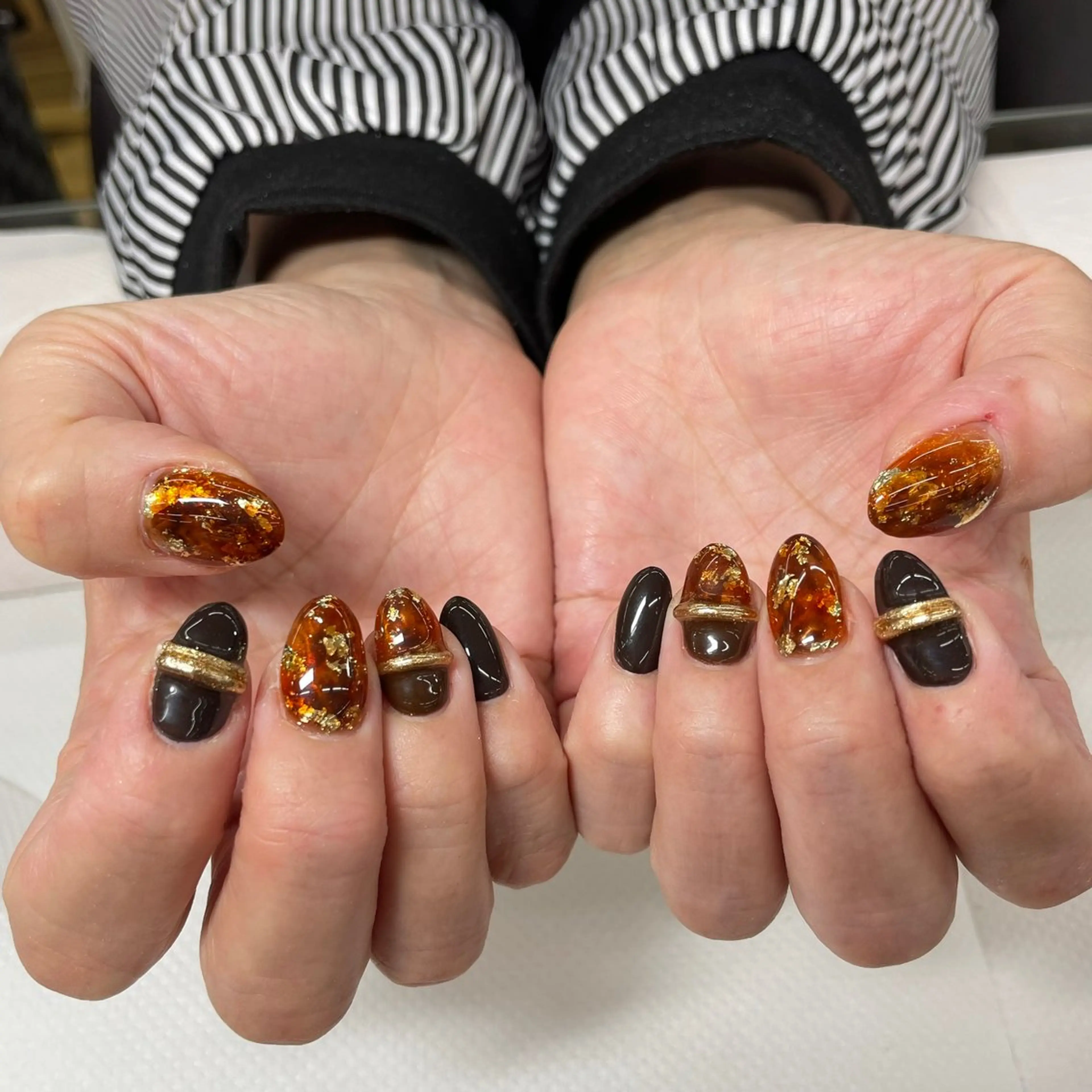 ネイル ハンドネイル CHIKASHIGE MAXKELLY🐚のネイルデザイン