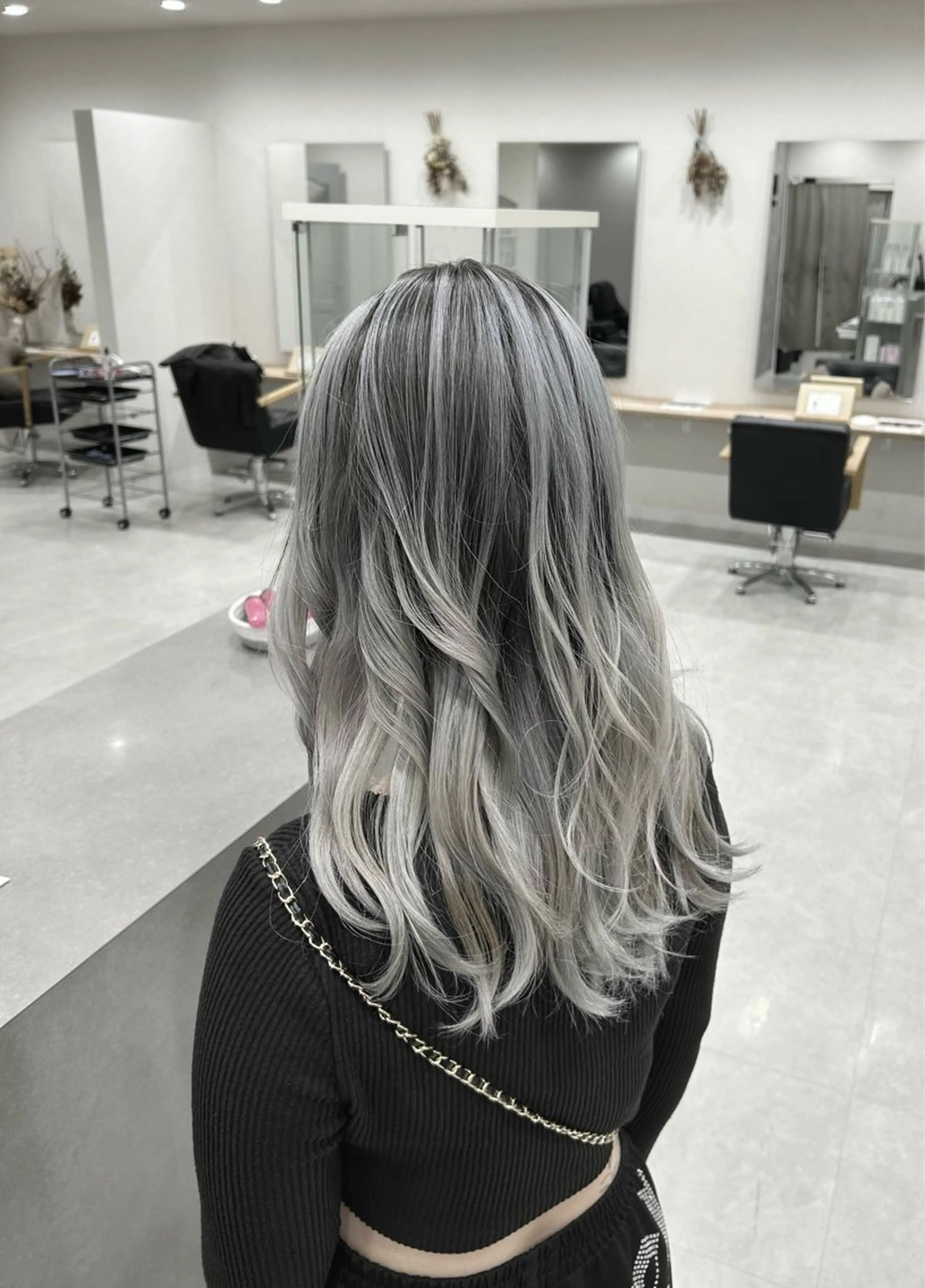 ロング カラー バレイヤージュ デザインカラー レイヤーカット ヘアカラー トリートメント hair&beauty iro所属・ハイトーン/ブリーチ /reitのヘアスタイル