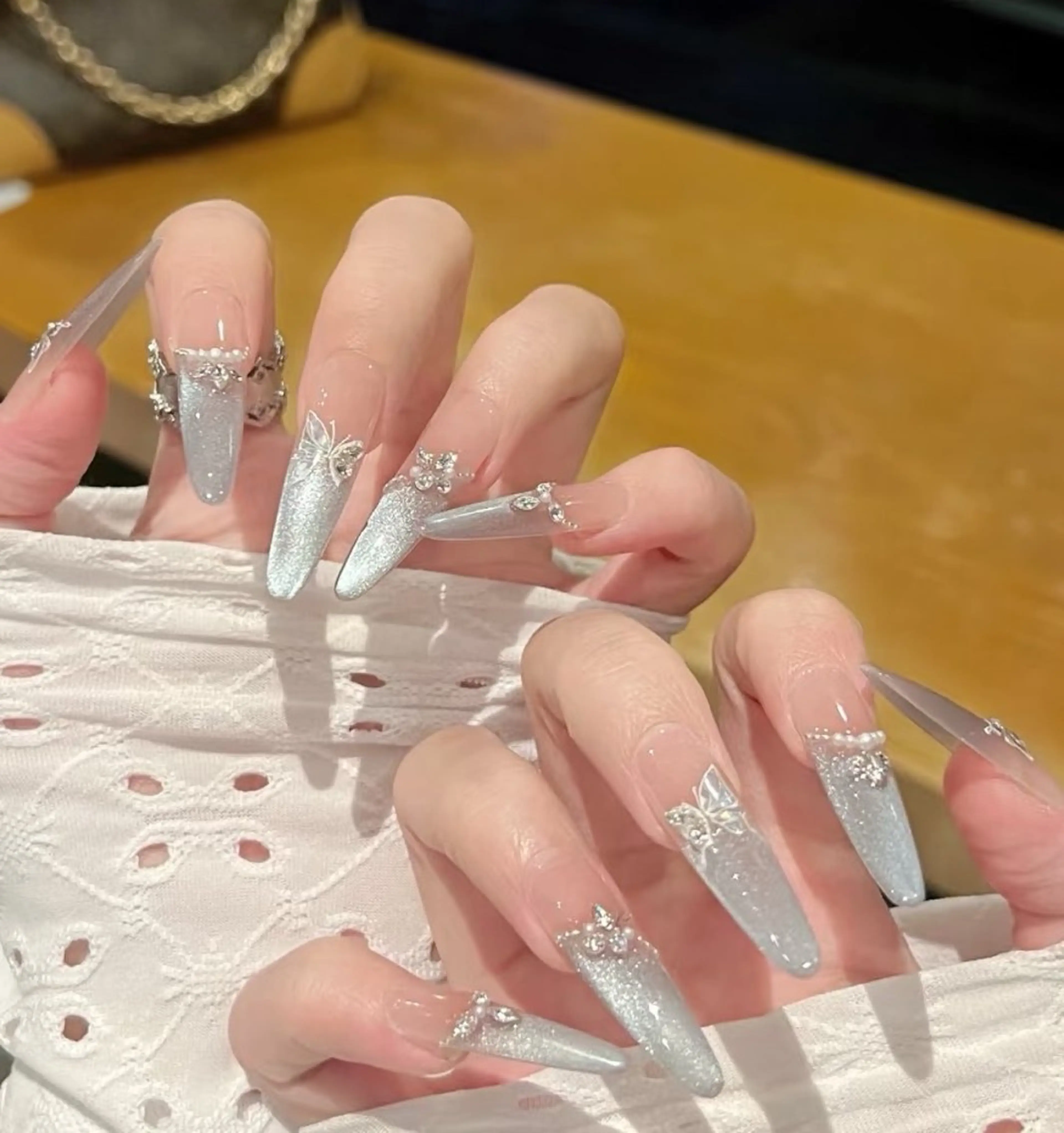 ネイル Miu Miu 🎀 長さだし專門のネイルデザイン