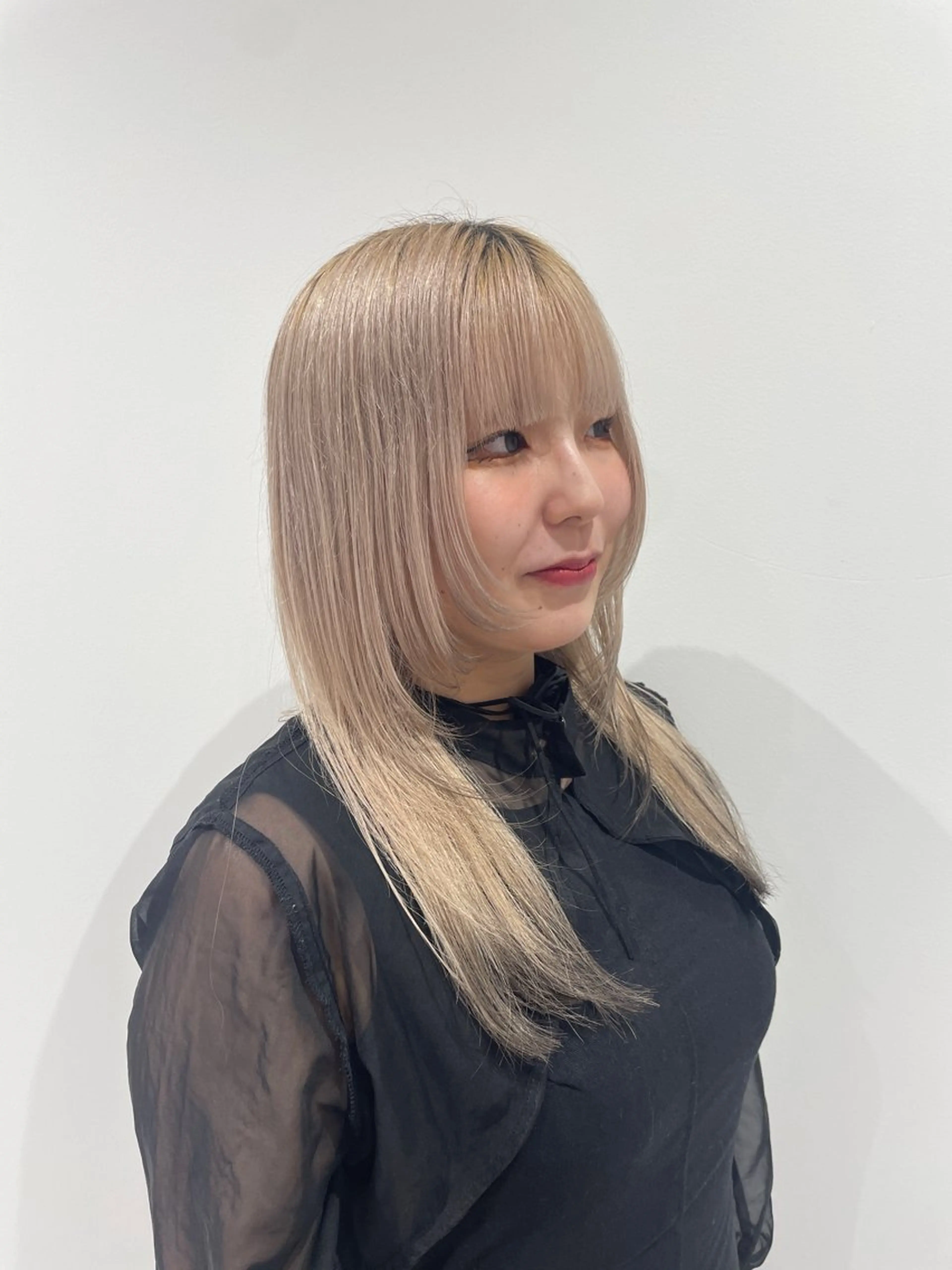 ロング 顔まわりレイヤー 顔周りカット レイヤーカット 髪質改善✨艶カラー 🎀moka🎀のヘアスタイル