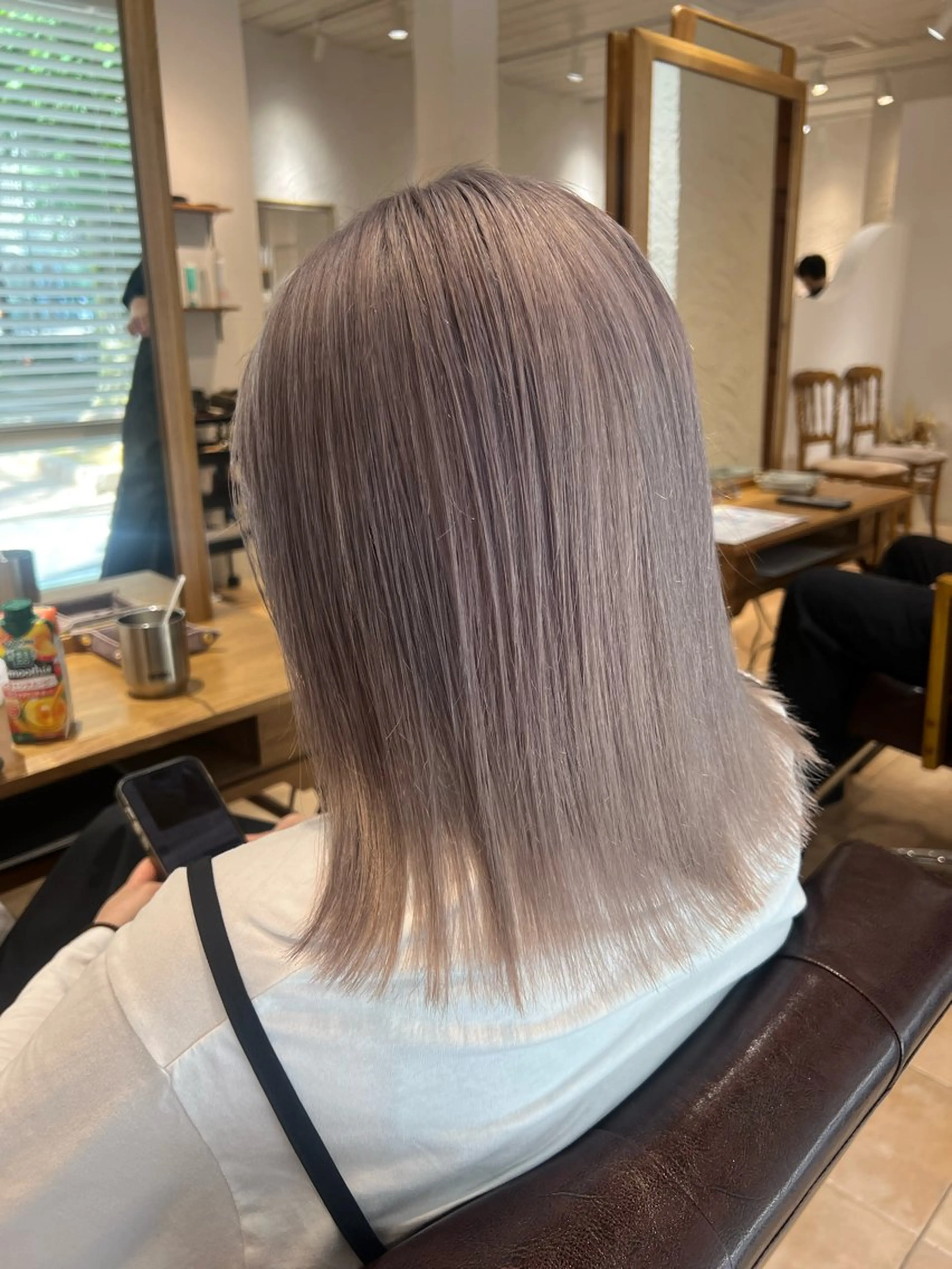 ミディアム カラー 🥀韓国ヘア🥀 宮津真菜のヘアスタイル