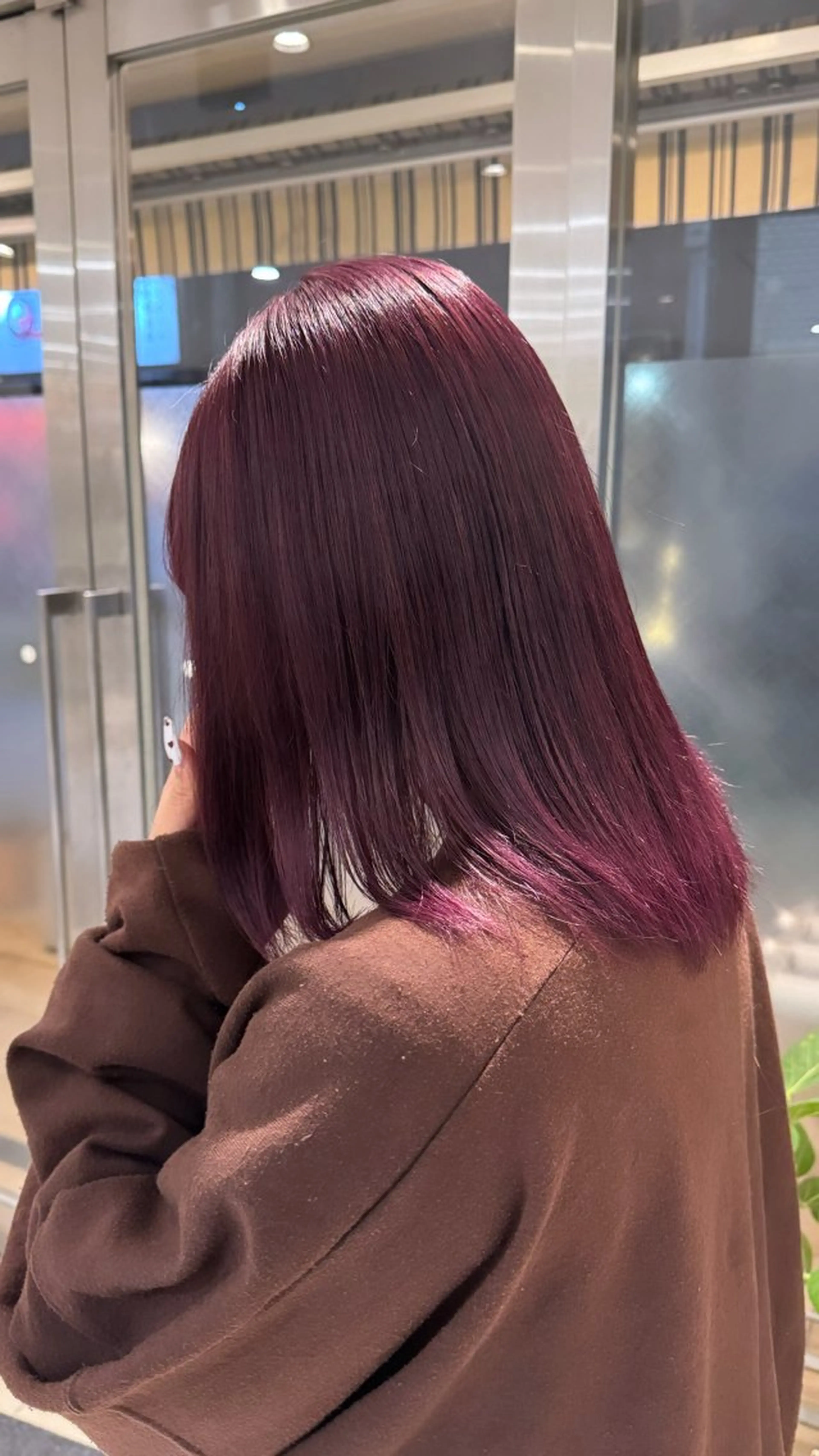 ミディアム カラー ヘアアレンジ 高円寺/艶カラー/ レイヤーカットのヘアスタイル