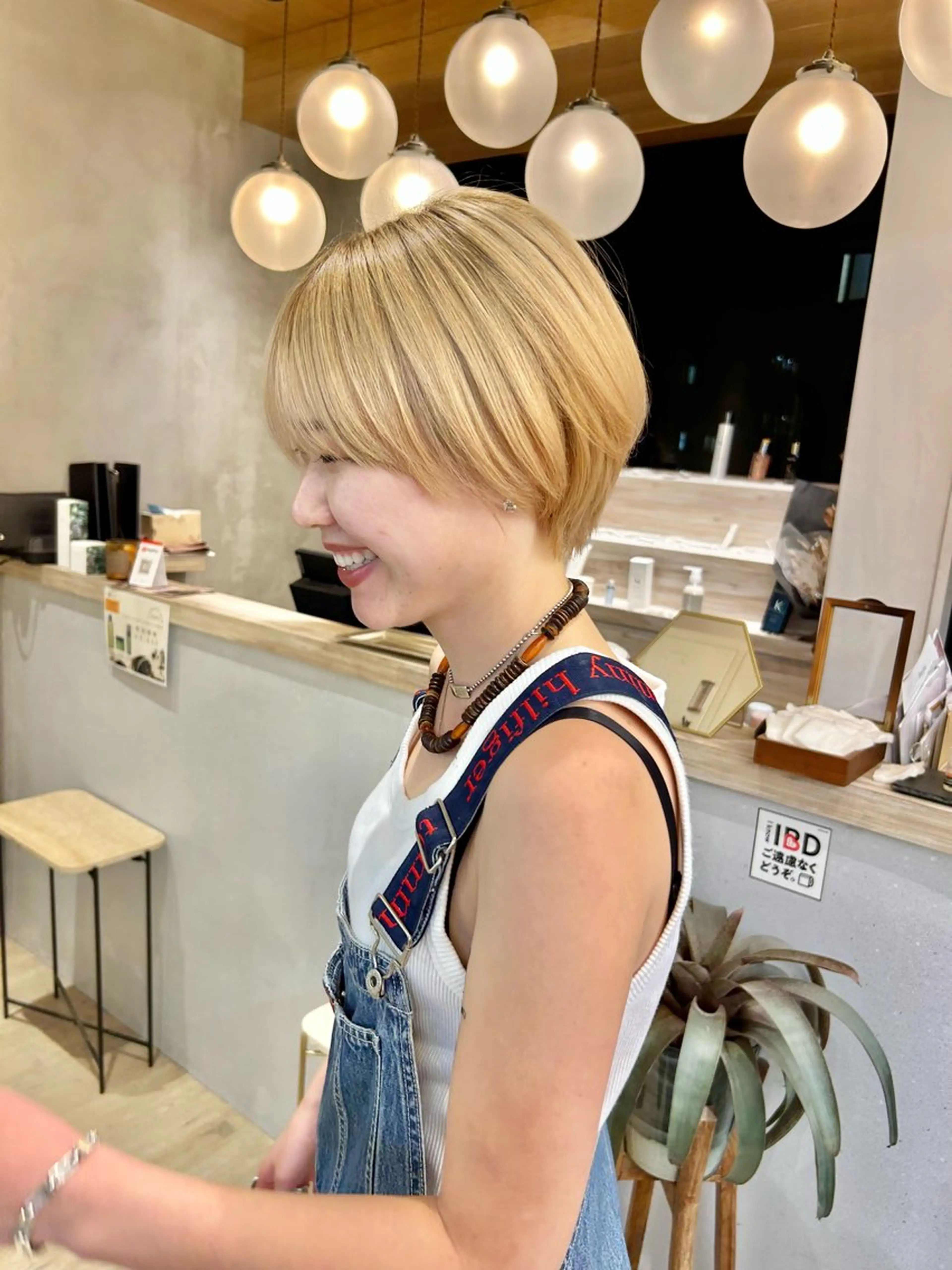 ショート カット 🩵縮毛矯正/ブリー チ/髪質改善/いつかのヘアスタイル