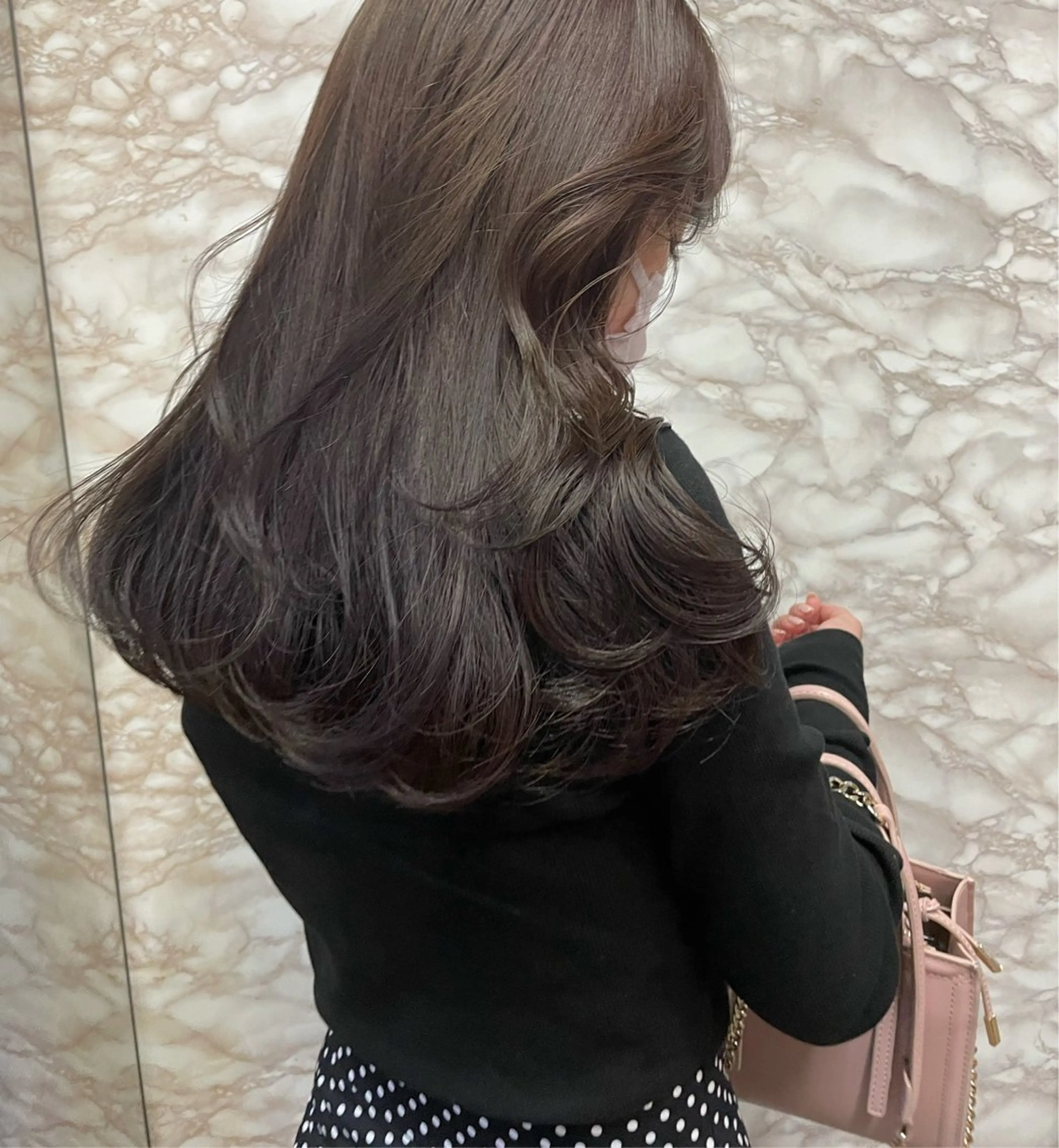 ロング カラー YEAU　PLUS所属・極上の艶髪 RINAのヘアスタイル