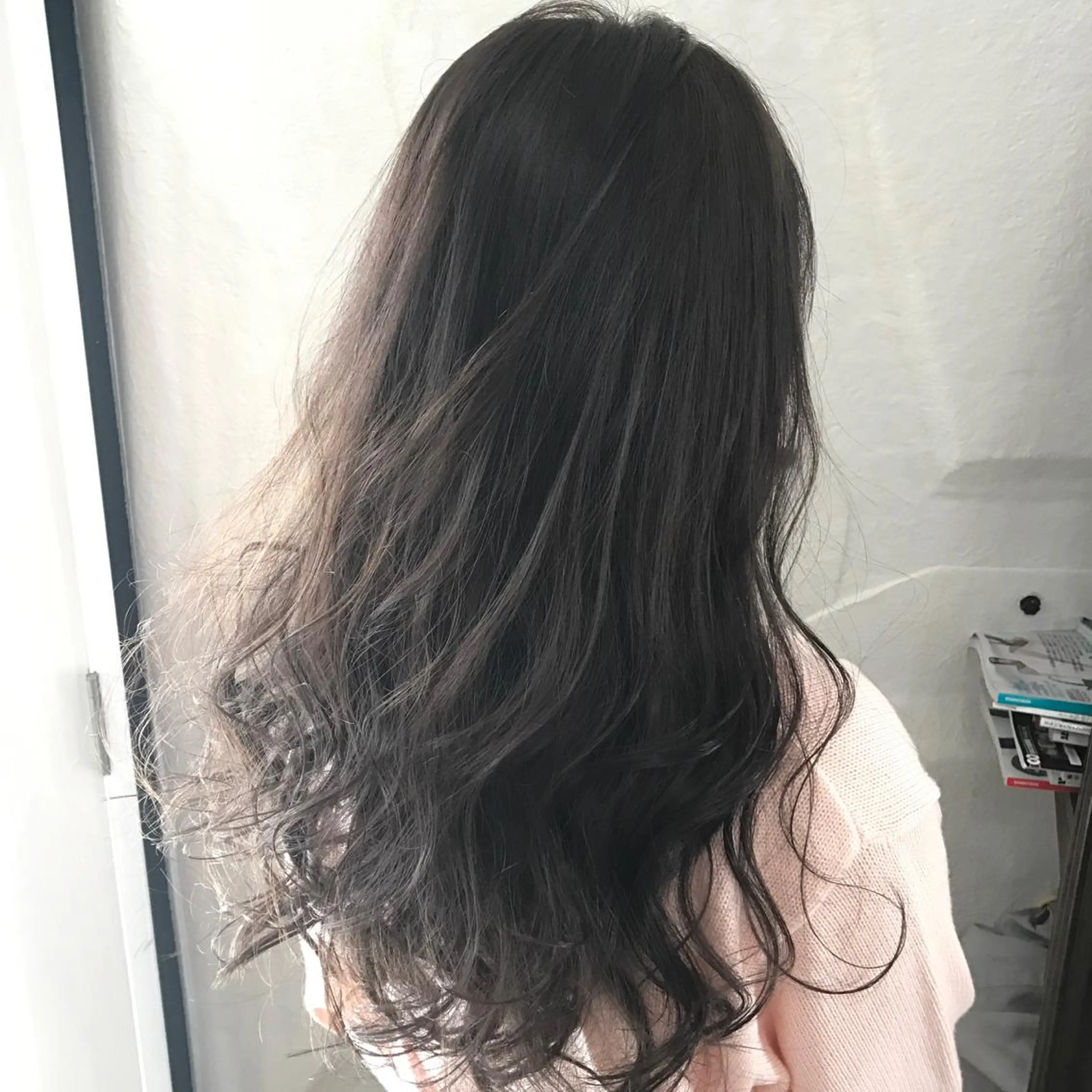カラー グレージュ ラベンダーカラー ラベンダーグレージュ ラベンダーグレー サロウィン所属・K-POP好き美容師 🇰🇷Kai.Yのヘアスタイル
