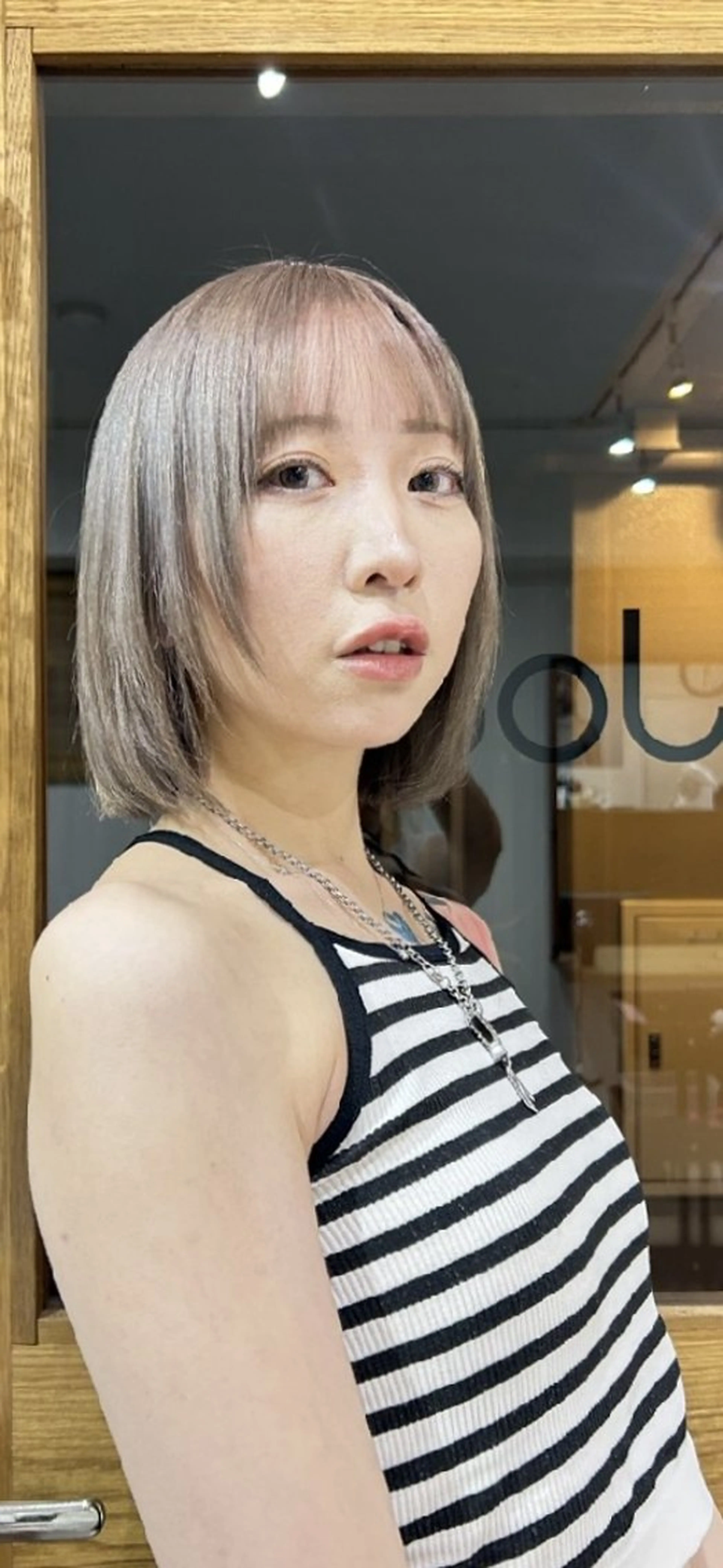 ショート ボブレイヤー ボブ レイヤーカット ヘアカラー 🌈扱いやすいボブ× ブリーチ🌈TAMEのヘアスタイル