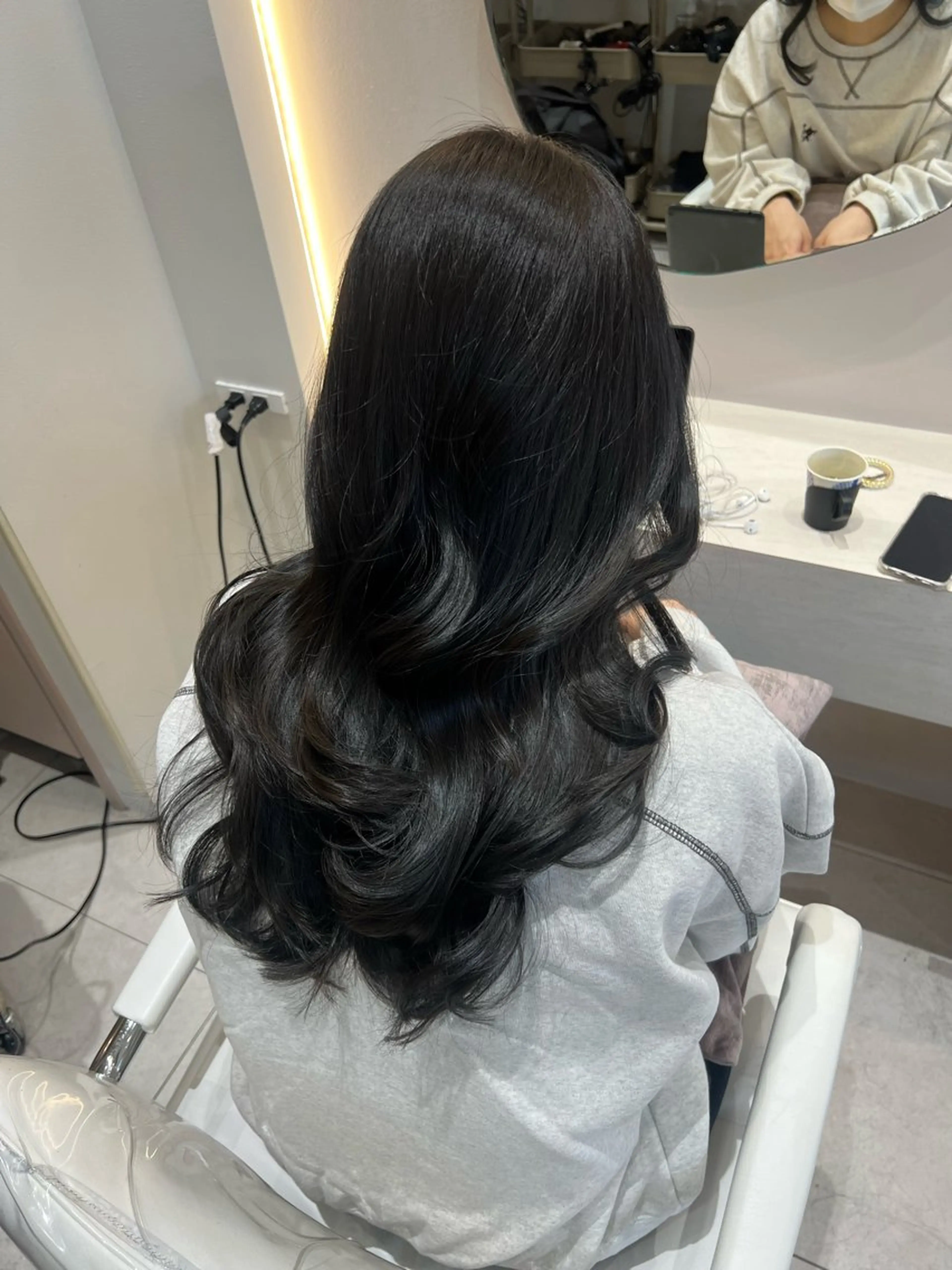 ロング レイヤーカット Zina河原町店 momokaのヘアスタイル