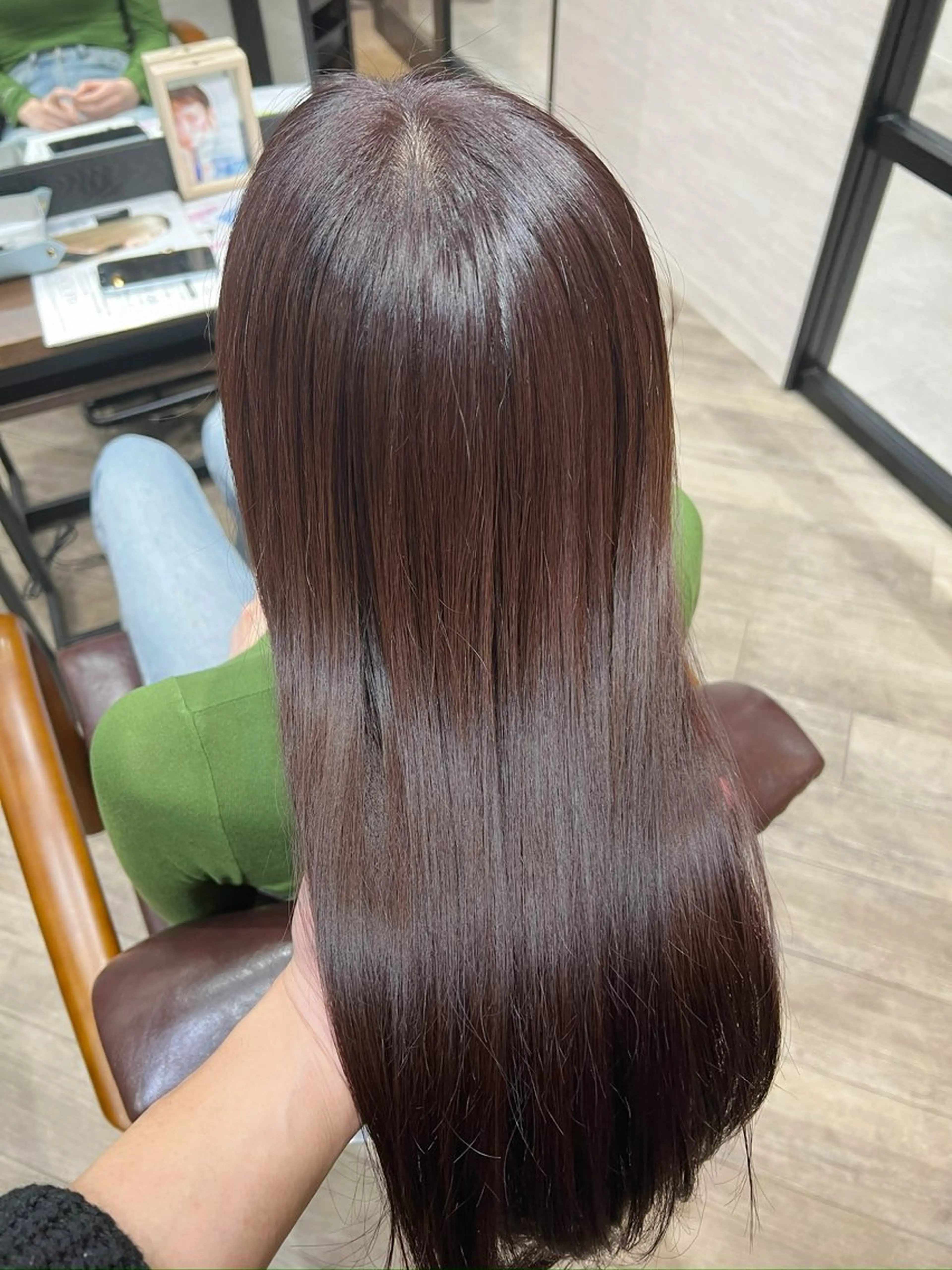 ロング カラー ベージュカラー ブラウンカラー ショコラグレージュ 透明感カラー グレージュ 顔まわり職人🇰🇷 韓国ヘア/KAITOのヘアスタイル