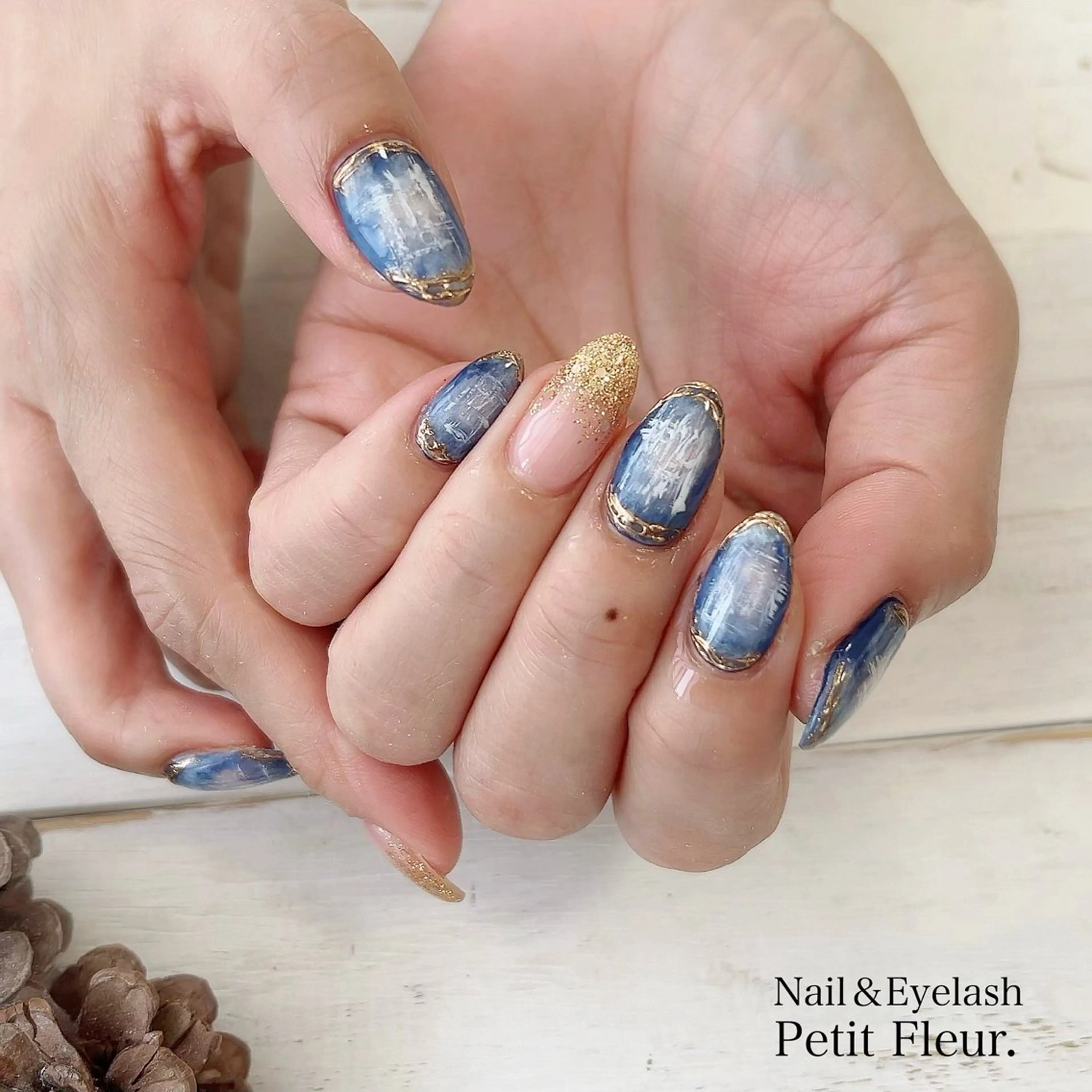 ネイル Petit Fleur所属・青柳 亜梨奈のマツエク・マツパデザイン