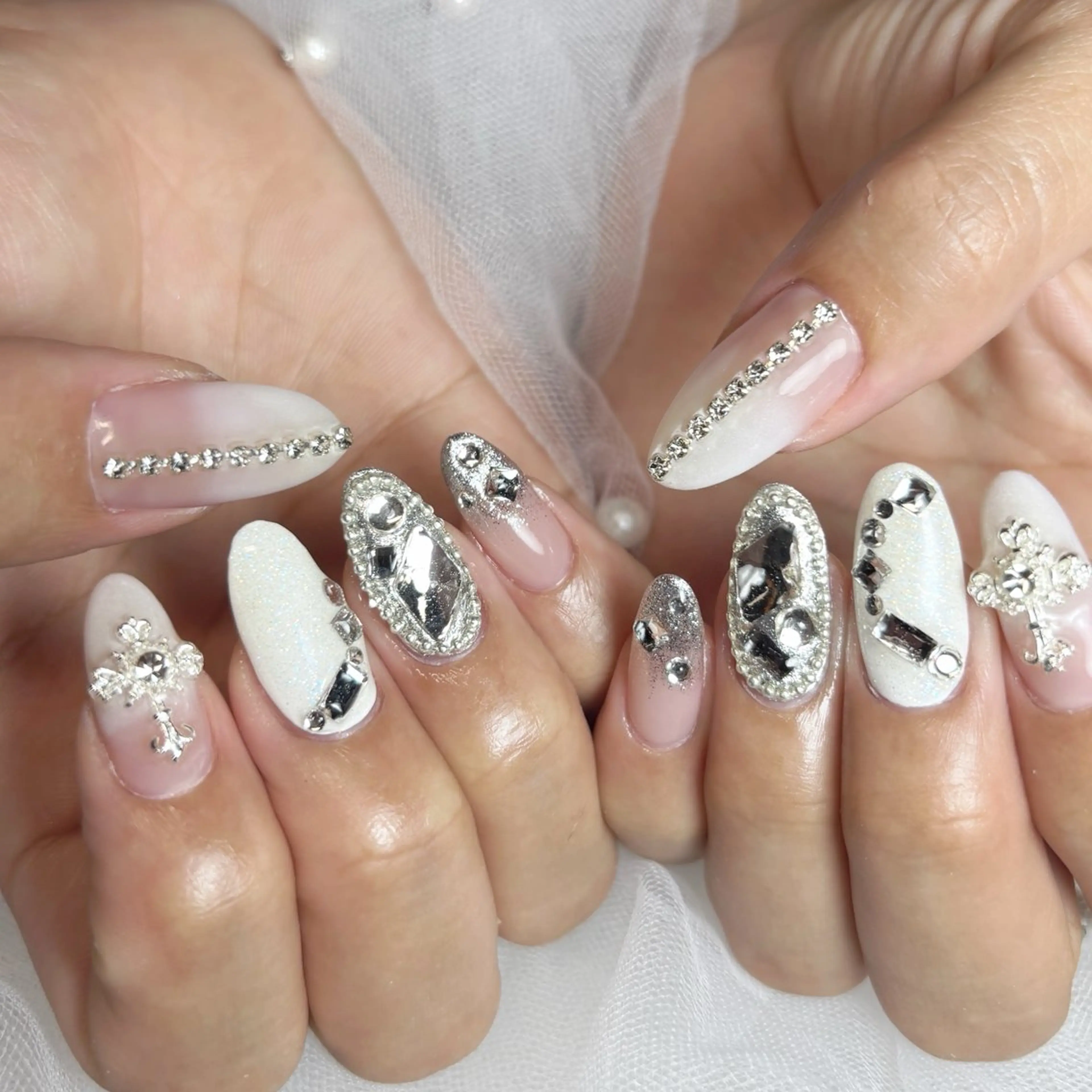 ネイル ハンドネイル watanabe miyuuのネイルデザイン