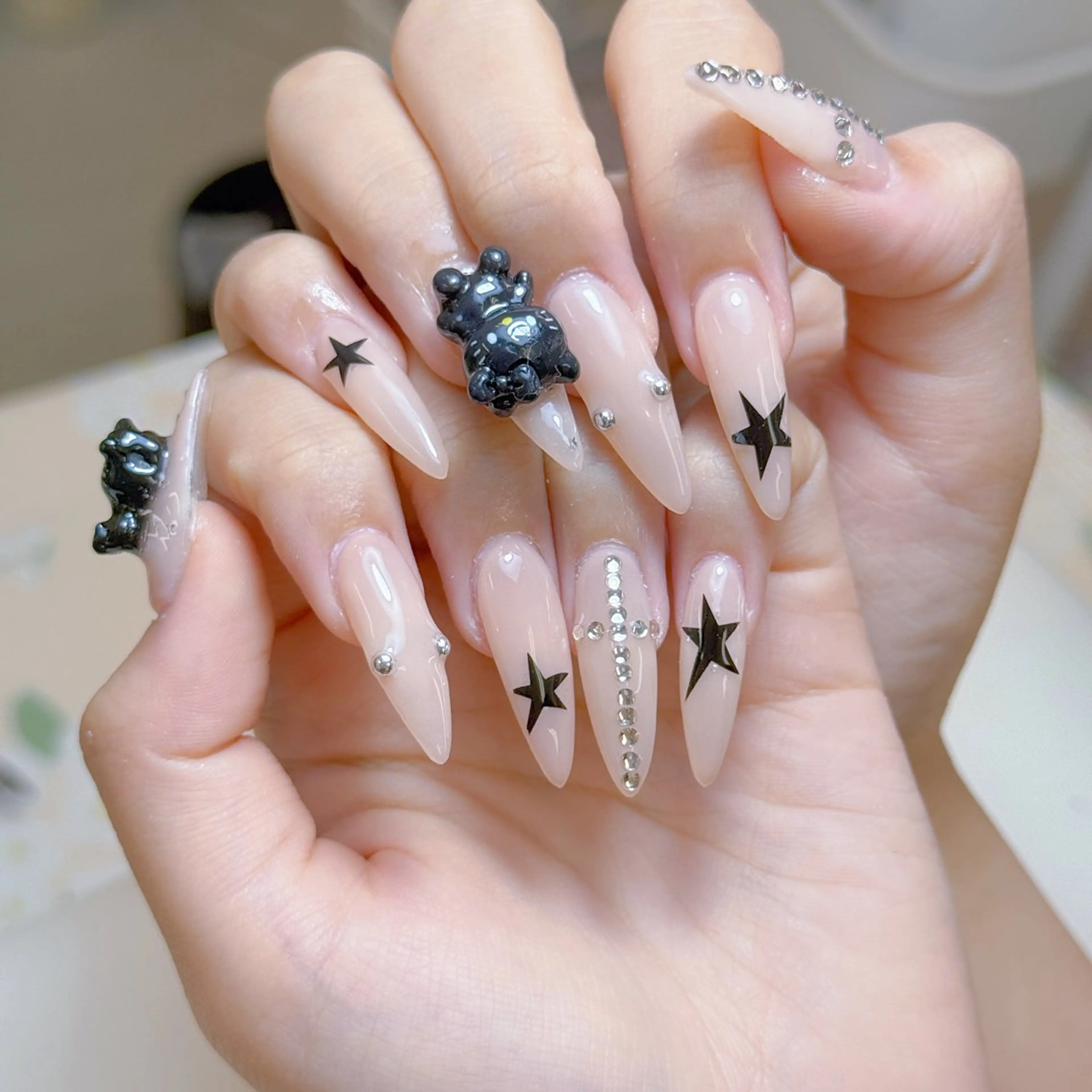 ネイル チークネイル 長さ出し フットネイル マグネットネイル 持ち込み ハンドネイル ANH NAIL ゴテゴテ専門店💎のネイルデザイン